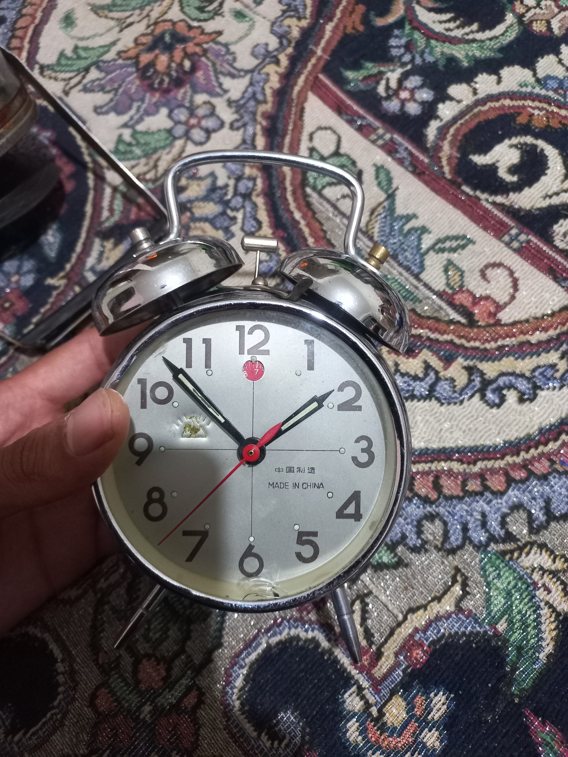 ساعت قدیمی توضیحات خوانده شود