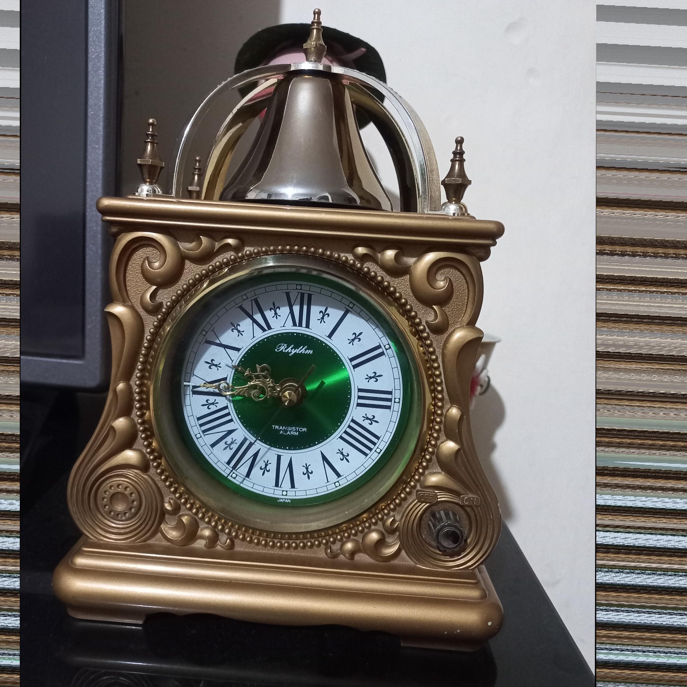 ساعت قدیمی تک زنگوله کمیاب