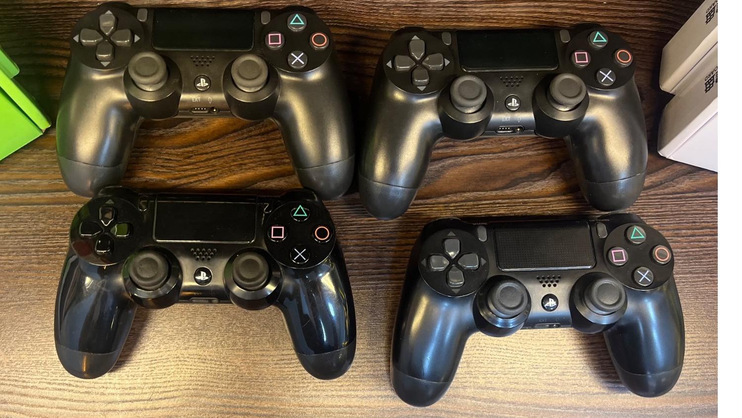 فقط 2 دسته PS4 اورجینال باقی مانده ارسال رایگان