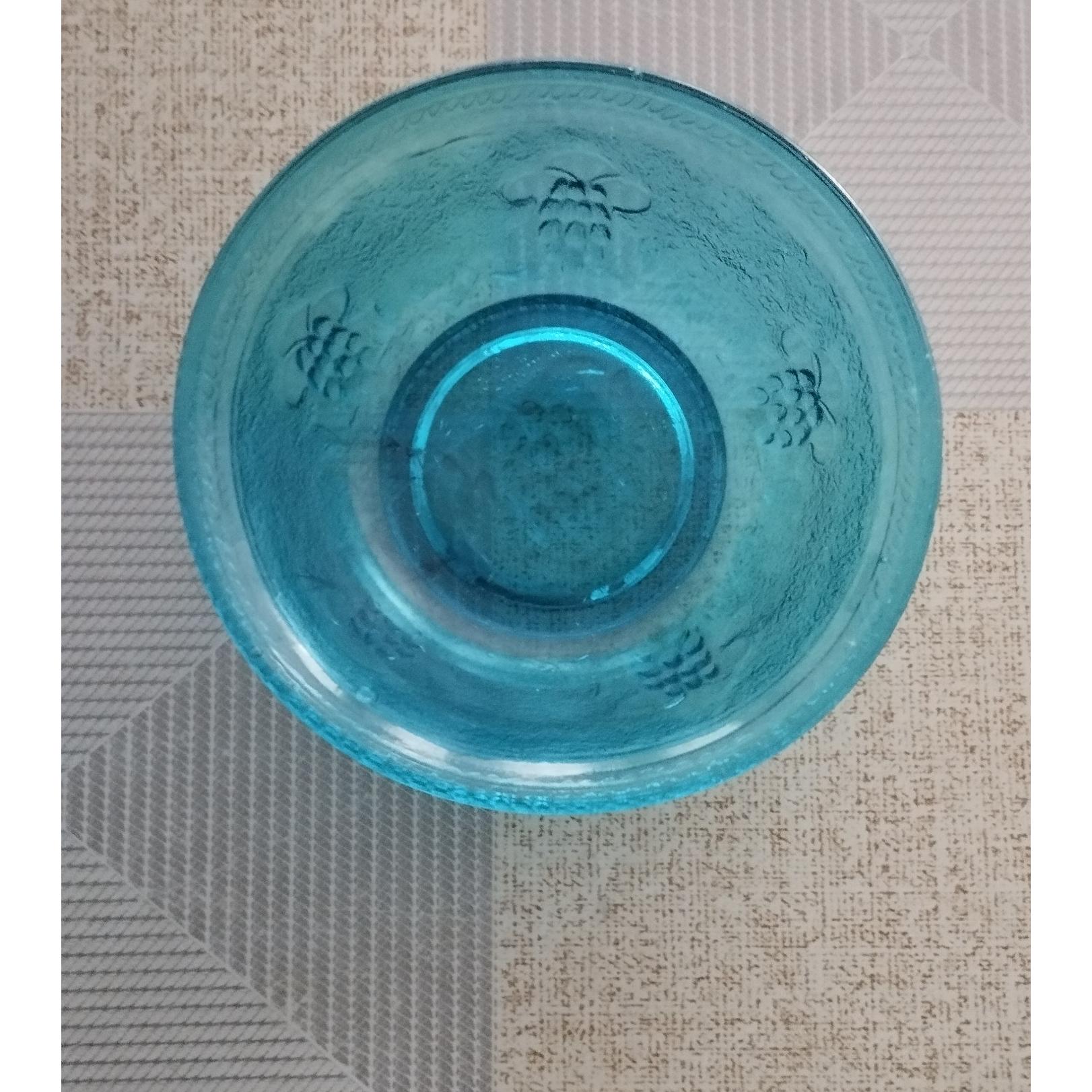 پیاله شیشه ای