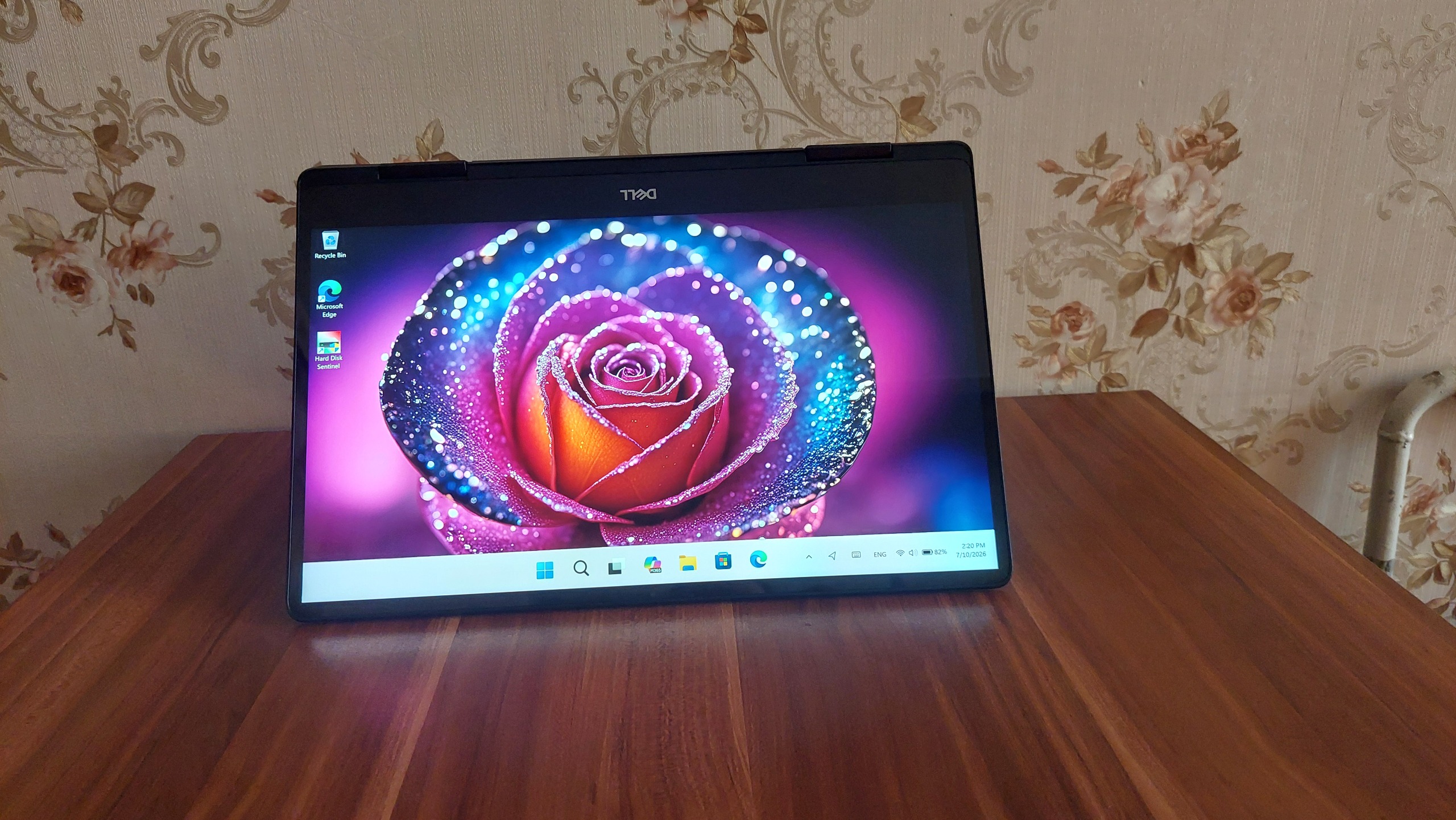 dell inspiron 7586 x360-15.6 4k touch