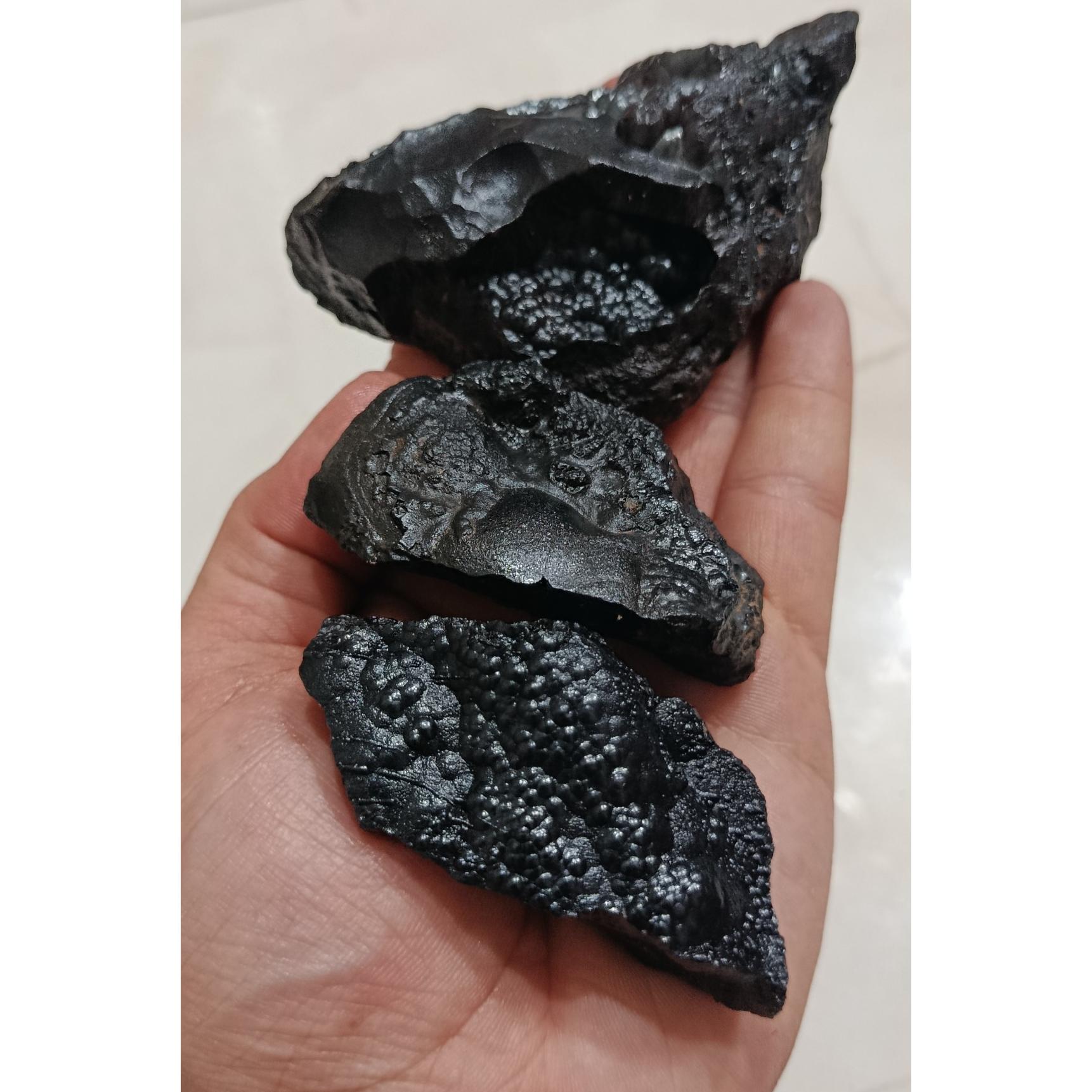 راف بسیار مشکوک و کلکسیونی