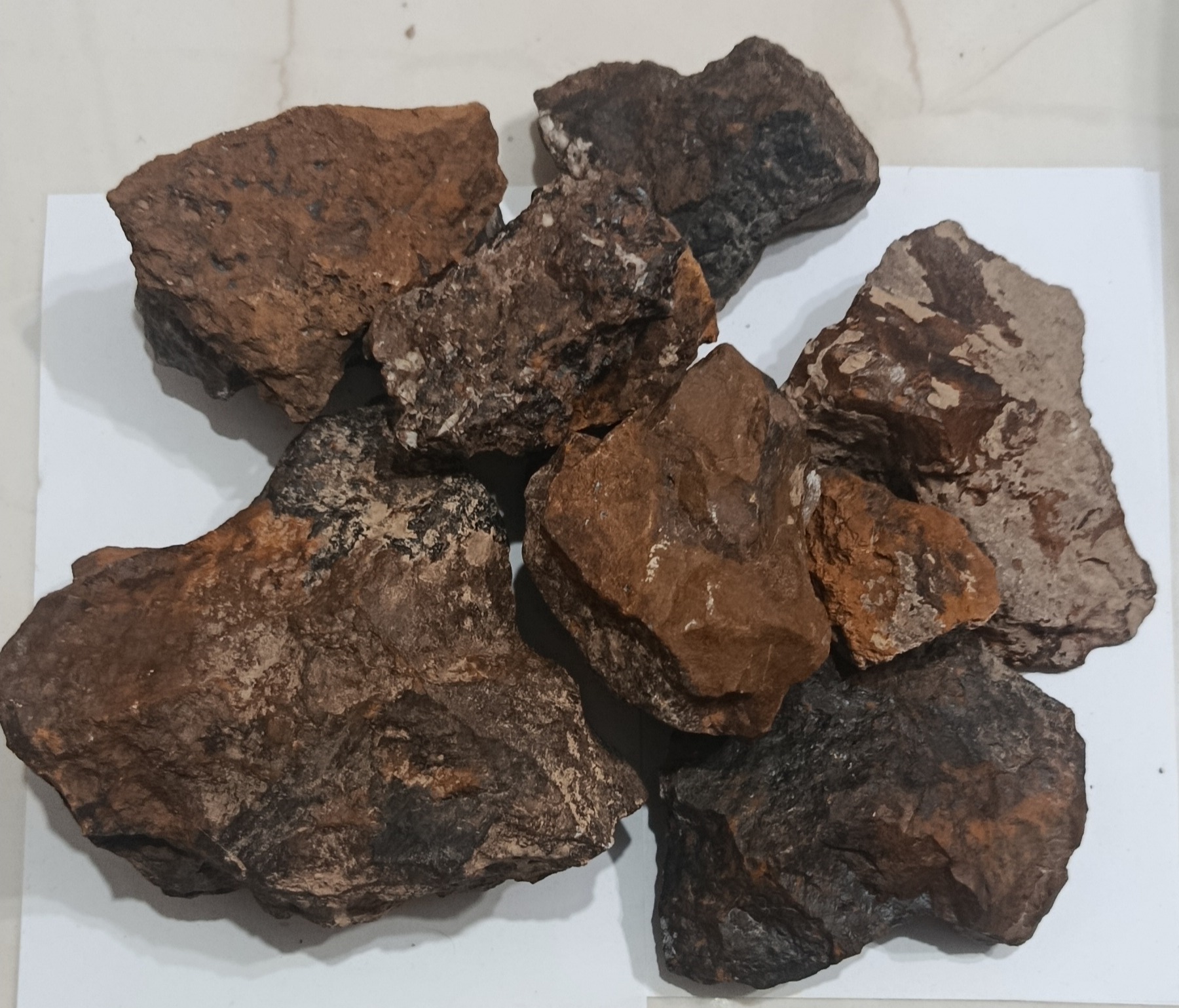 4 کیلو حدید خاک سرخ طبیعی یکجا