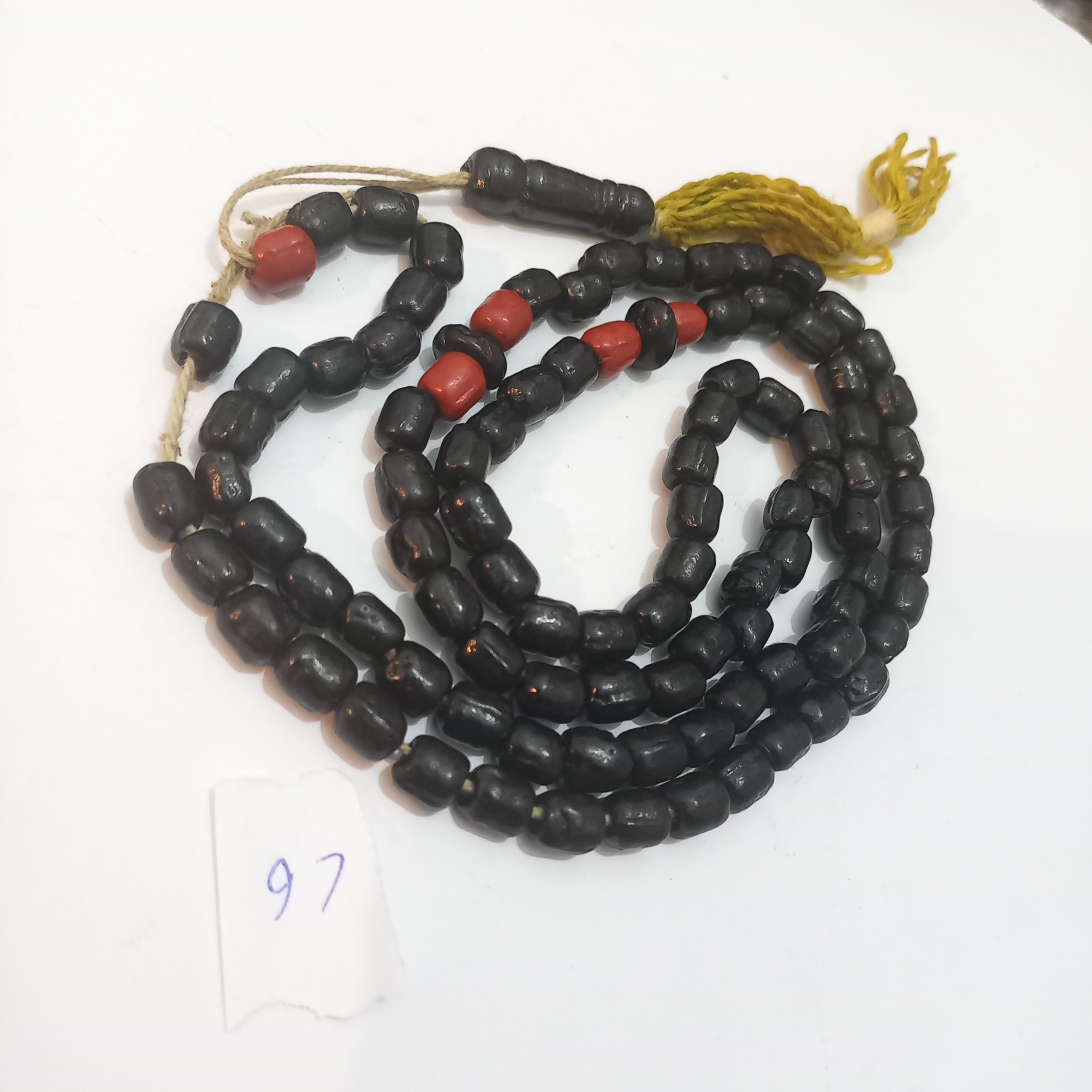 تسبیح 97 عددی سنگ شبق یا شوه ( توضیحات )
