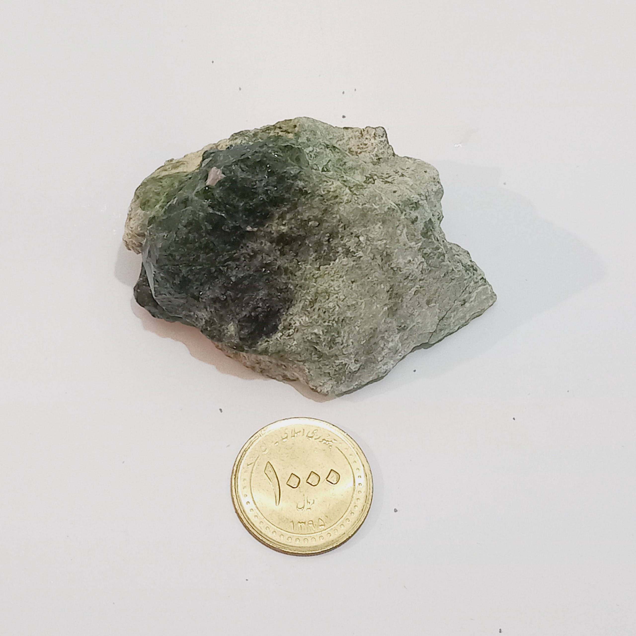 سنگ راف گارنت سبز جواهری کد 10