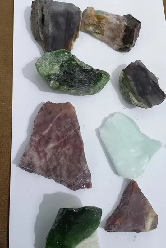 مجموعه گلچینی سنگ معدنی کد 422