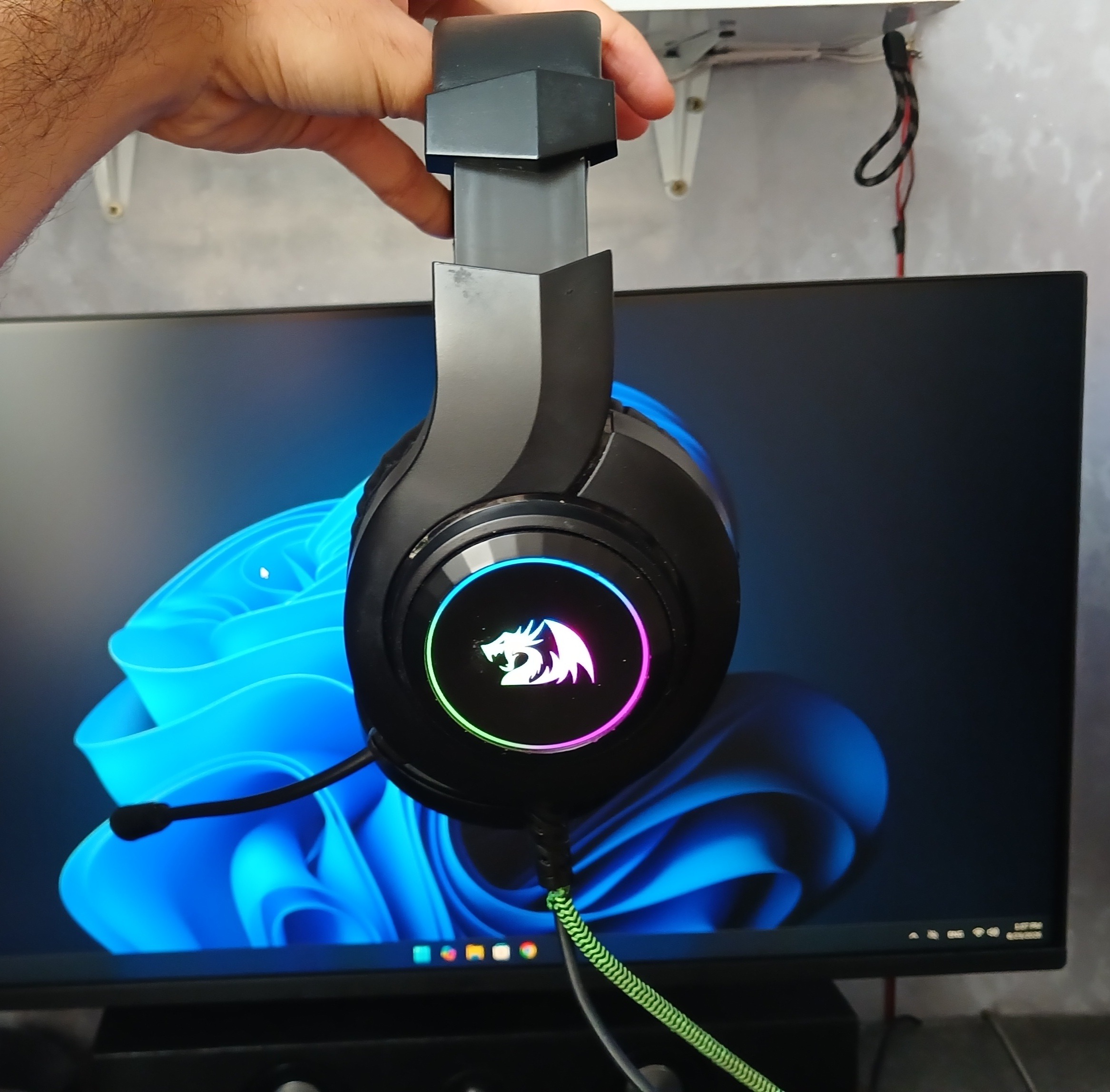 هدست با سیم ردراگون مدل Hylas H260