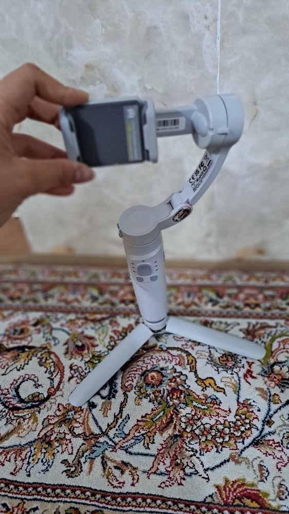 گیمبال موبایل سالم و تمیز