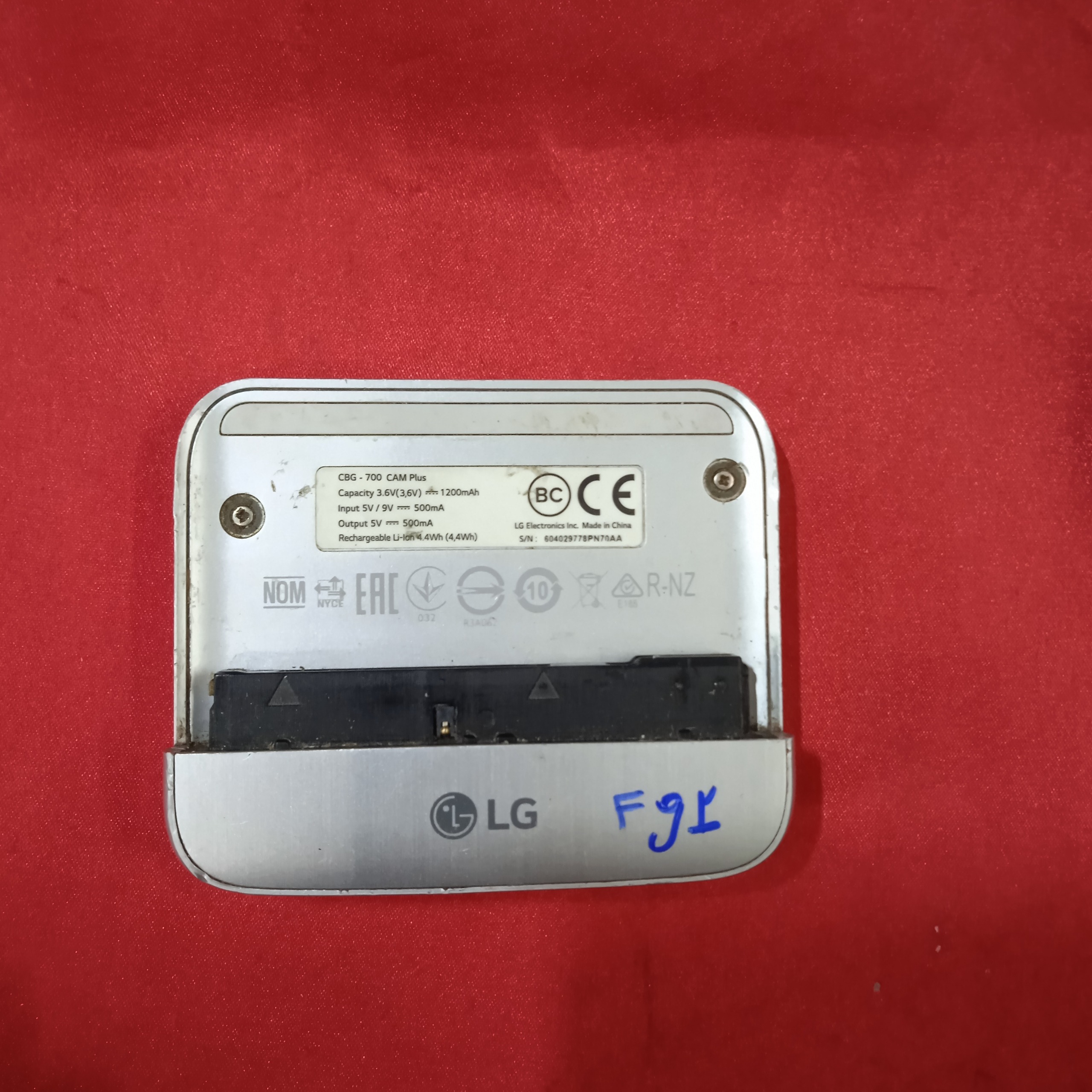 داک موبایل fg2 LG CBG 700CAMpluS