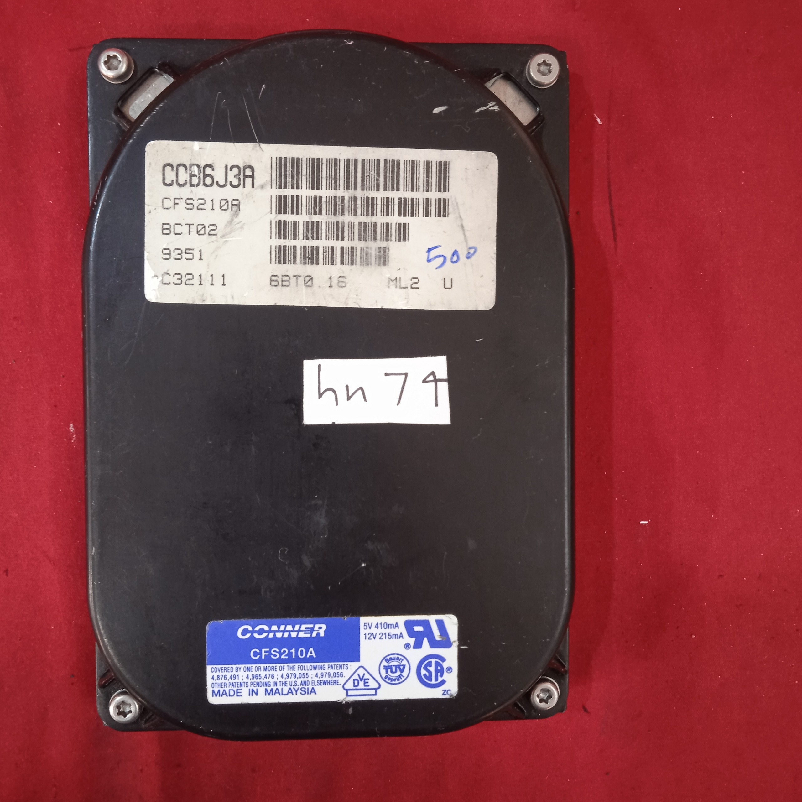 هارد قدیمی کامپیوتر  conner cfs210a 210mb hn74