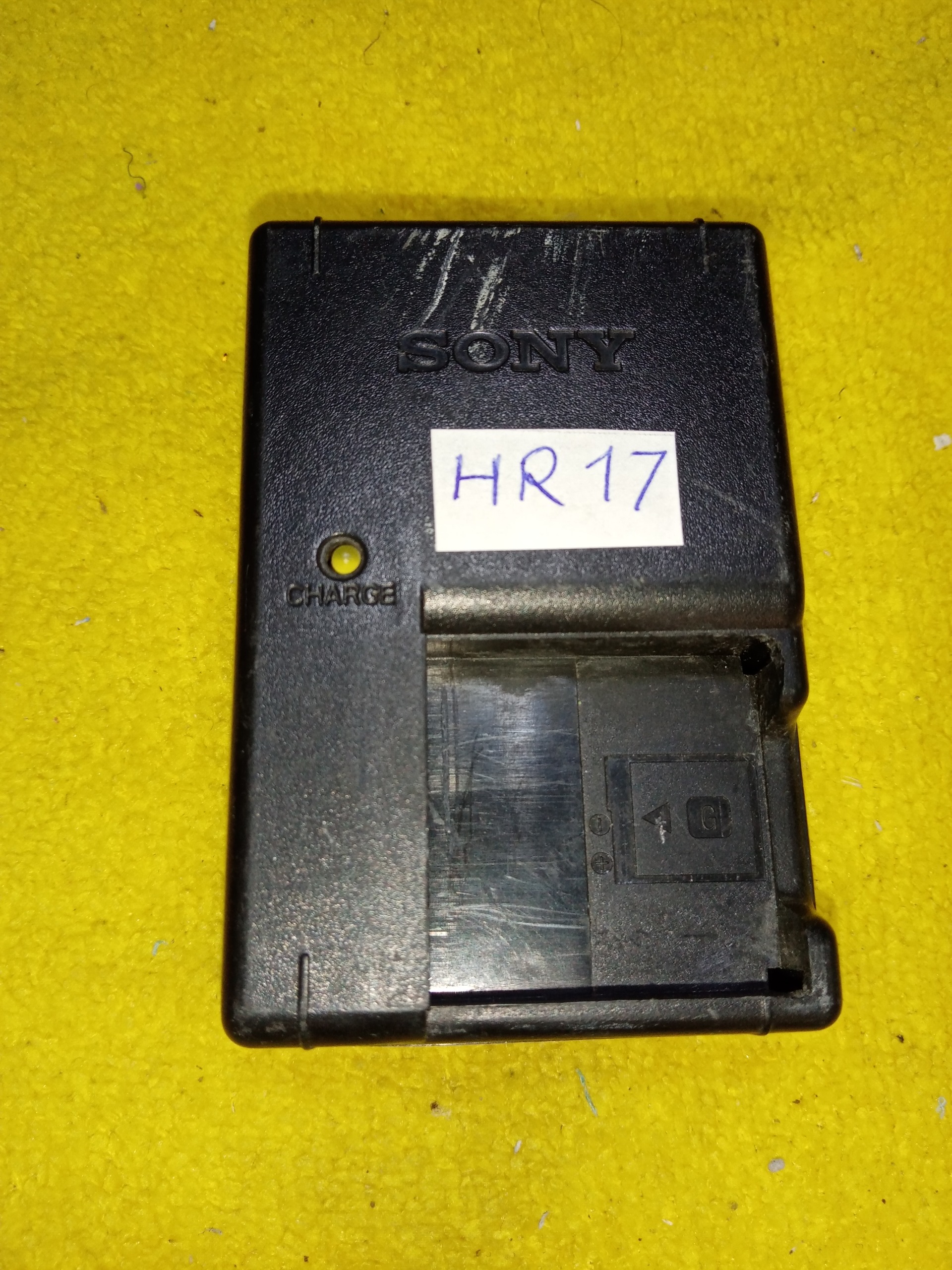hr17 شارژر باتری دوربین sony مدل bc-csg