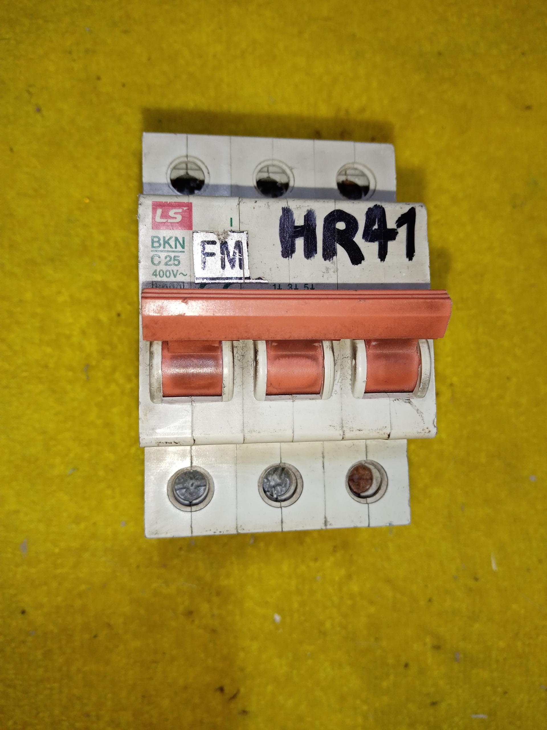 hr41 فیوز ls مدل bknc25