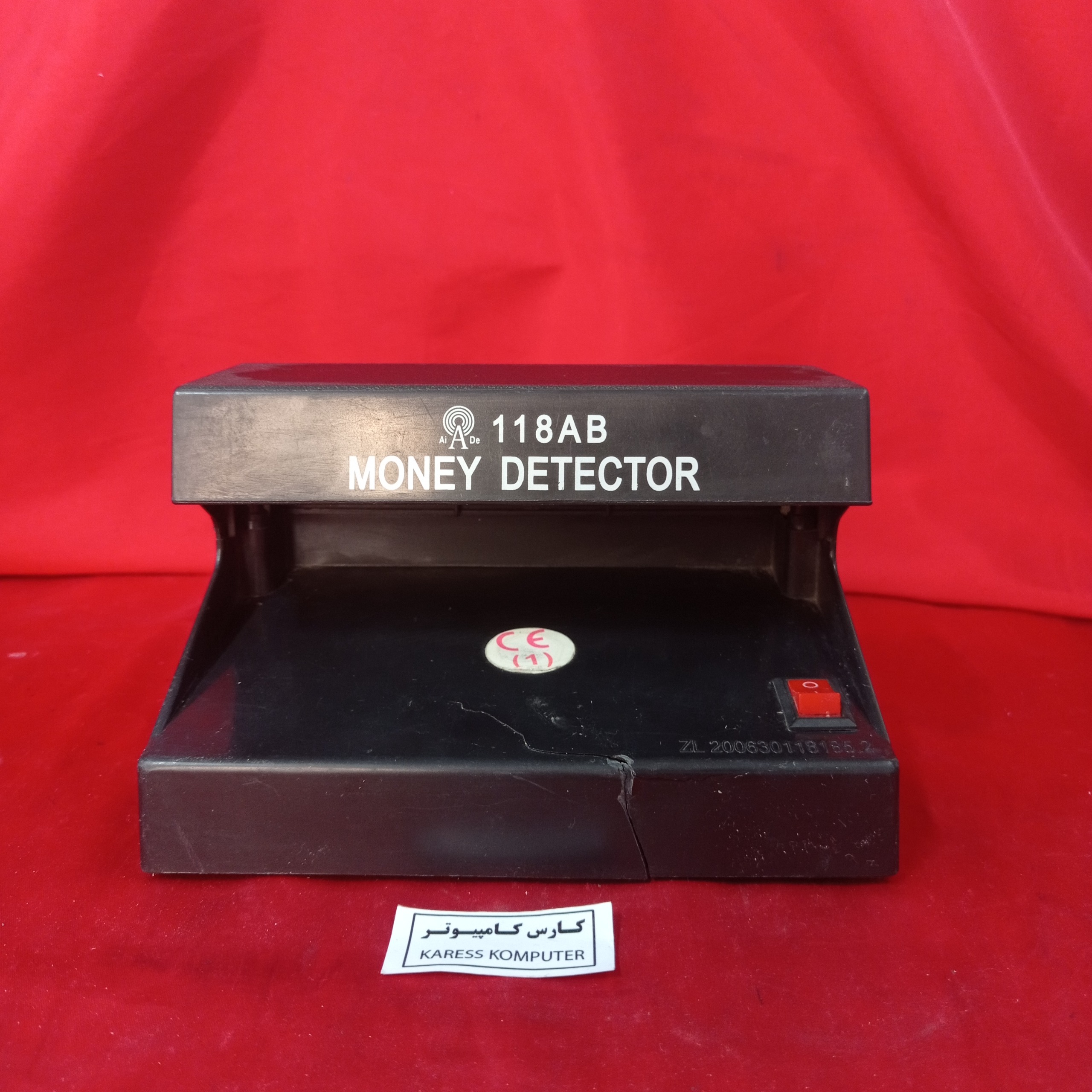 دستگاه تشخیص اسکناس MONEY DETECTOR 118AB af1009