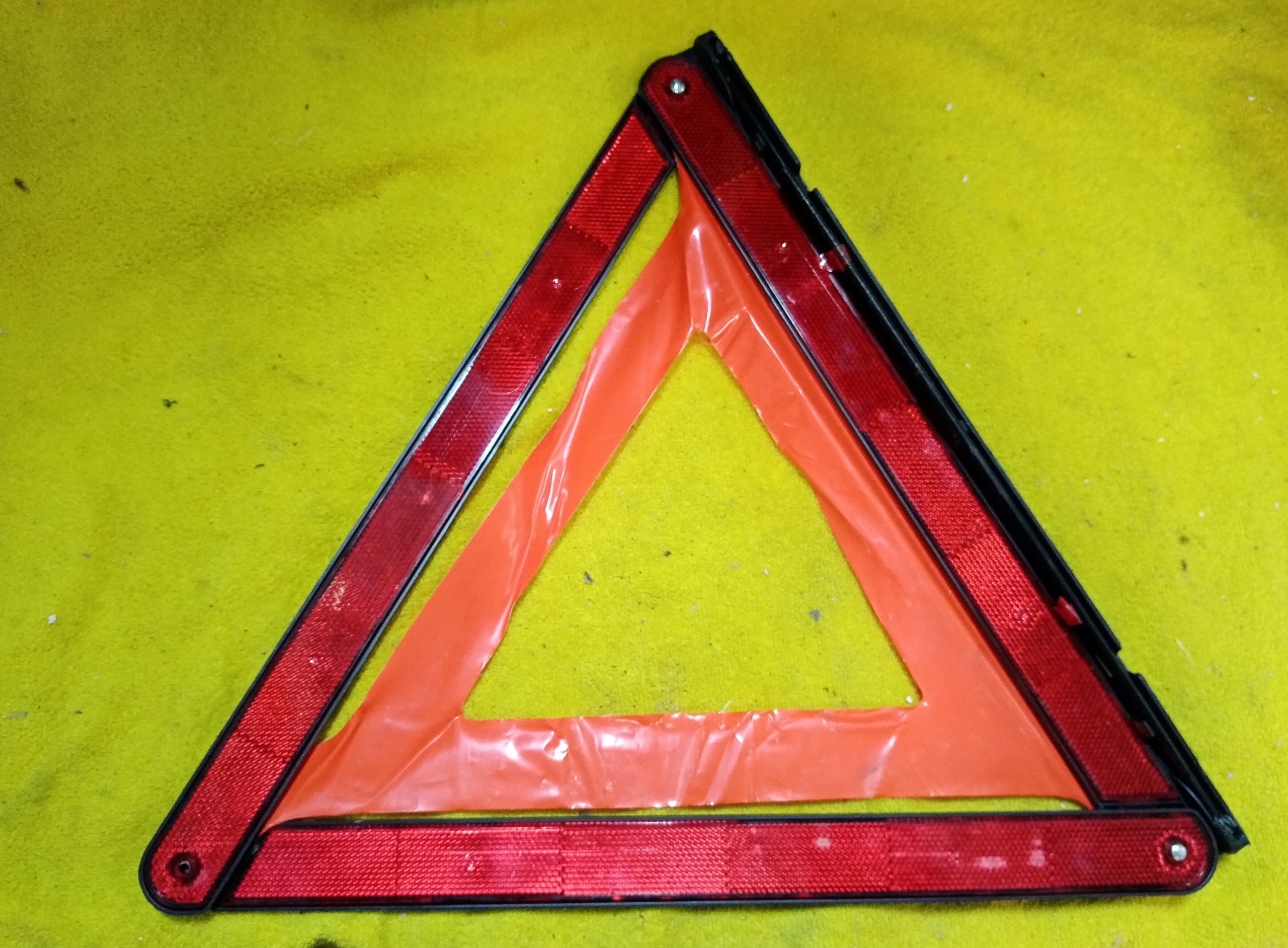 hr107 مثلث خطر mvm مدل yg20216048