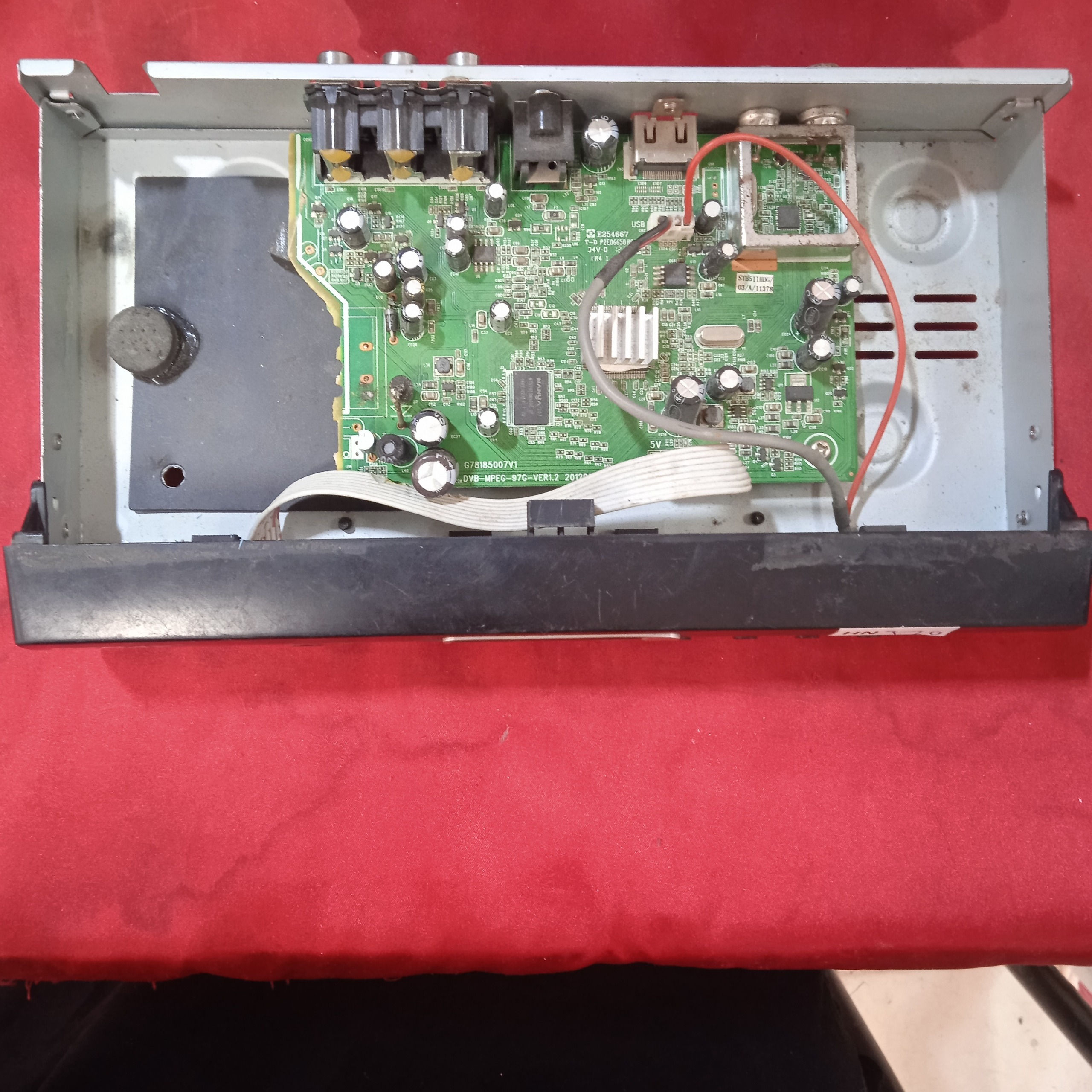 گیرنده دیجیتال denay hd dvb-t hn170