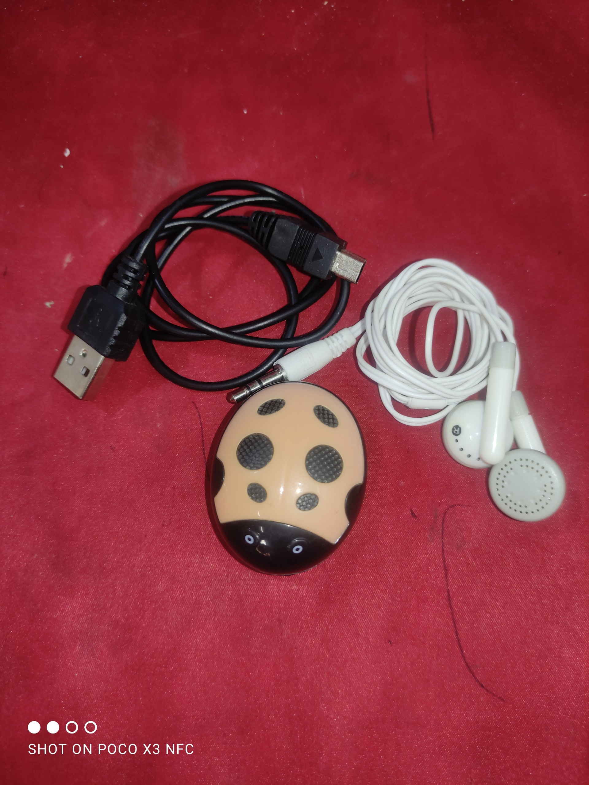 Mp3 player me8 موزیک پلیر