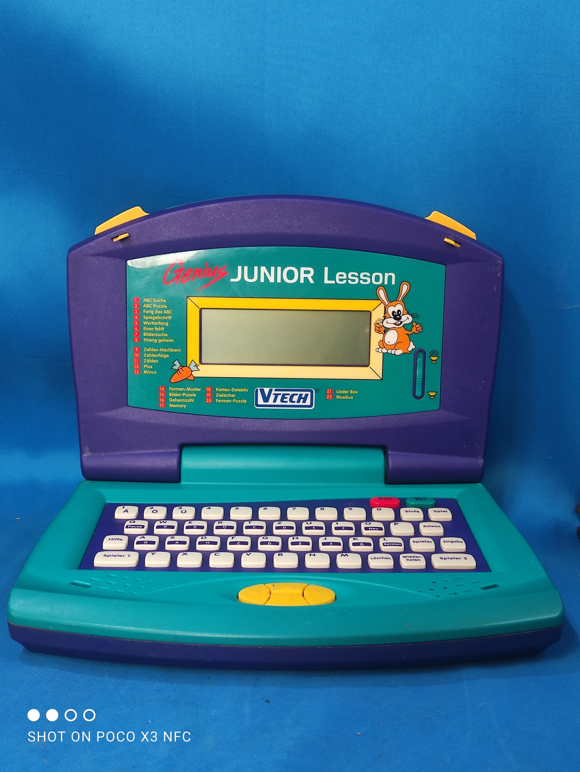 Genius KARESCOMPUTER 489 لپ تاپ آموزشی