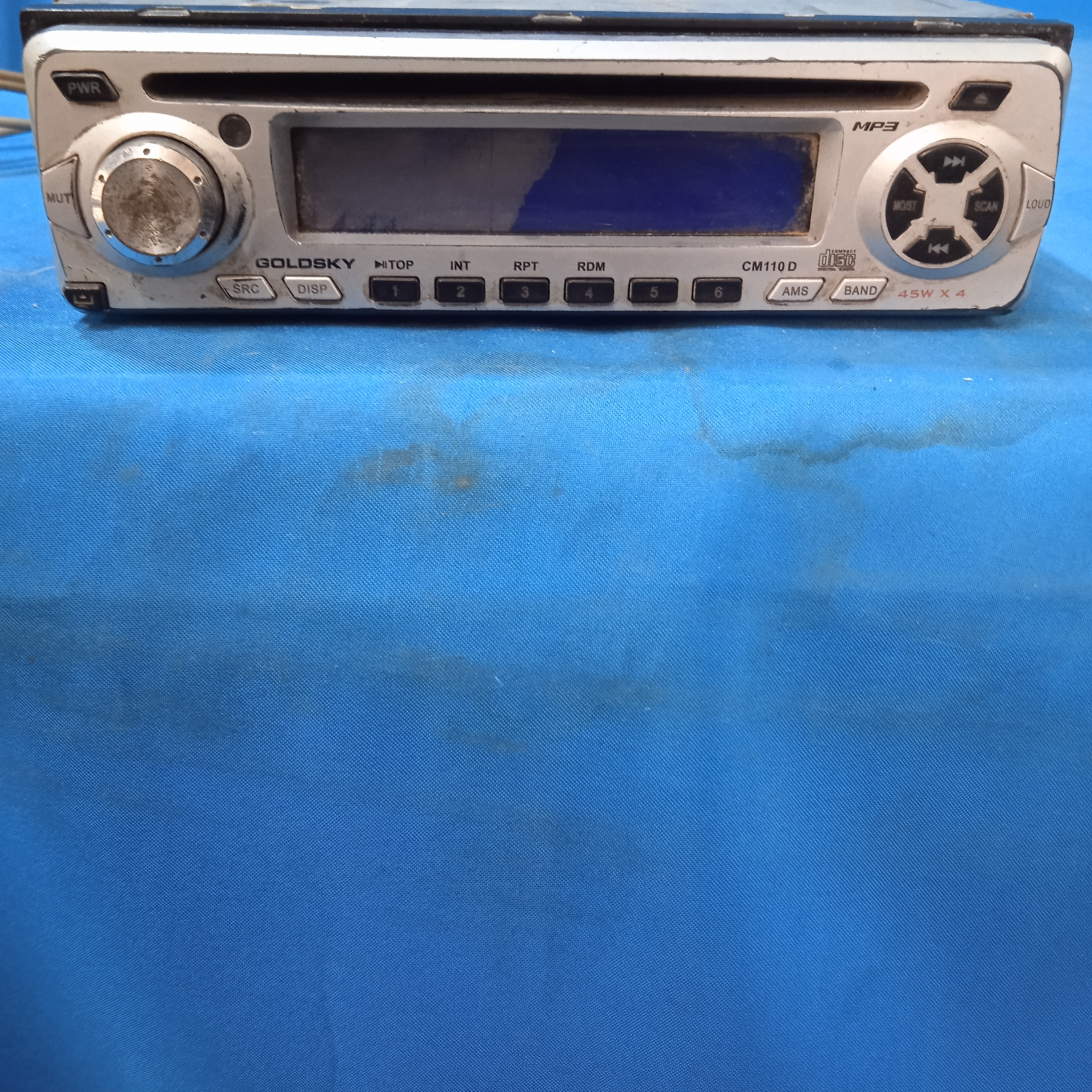 پخش خودرو kares233 goldsky cm110d