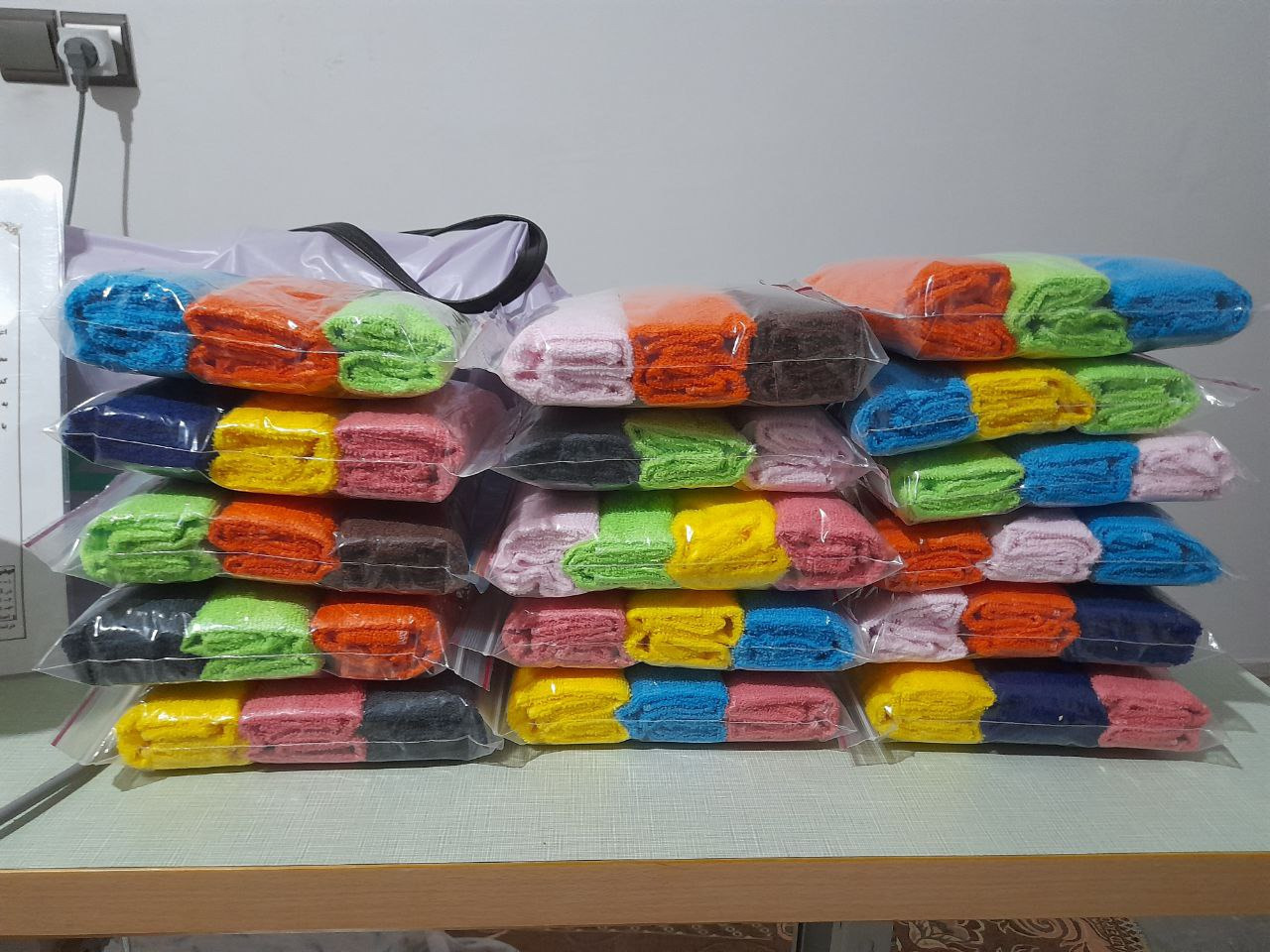 دستمال حوله ای (گل نرگس) بسته3عددی ابعاد30×30