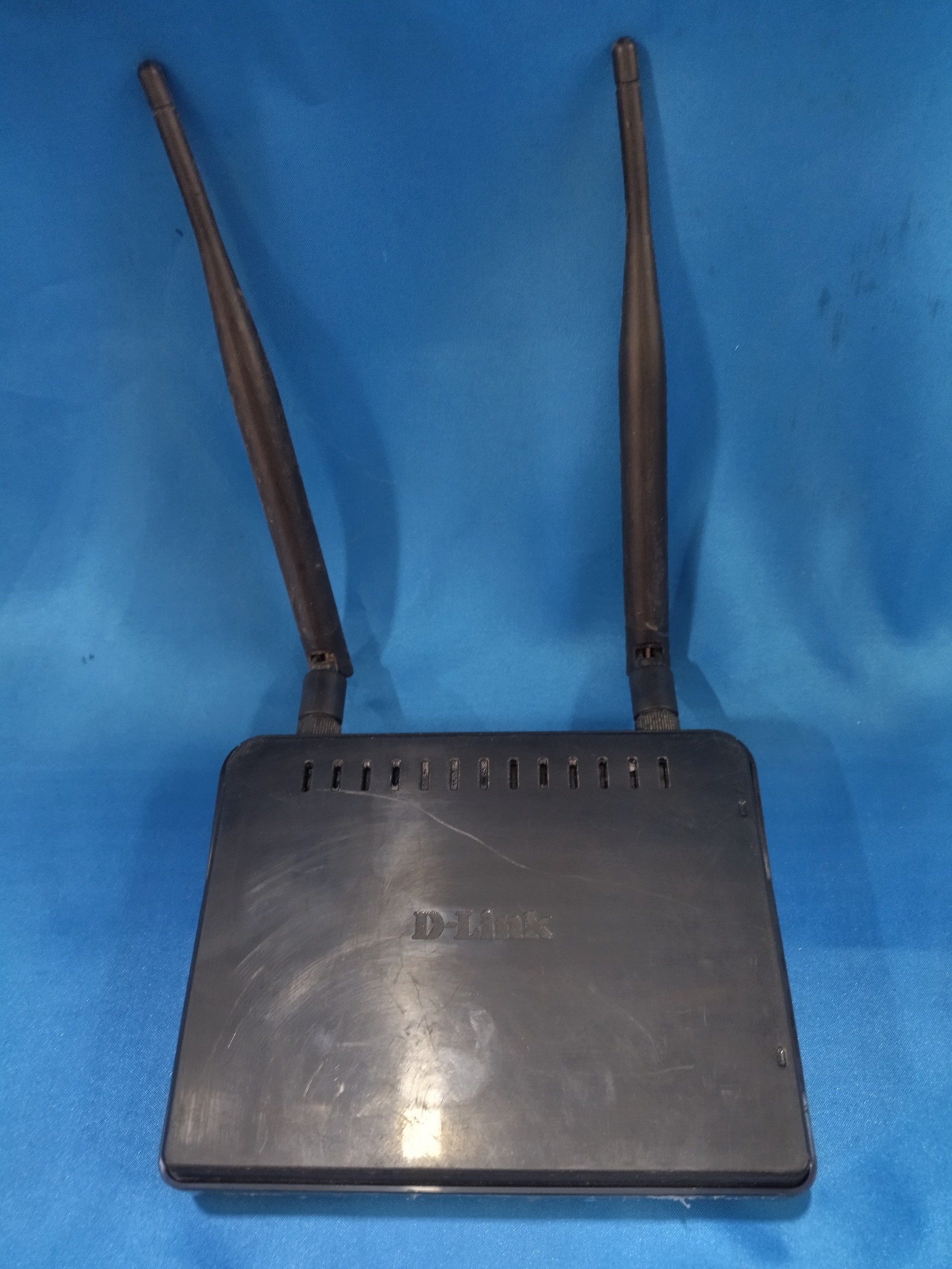 KARES 1702 مودم D-Link dap-1360