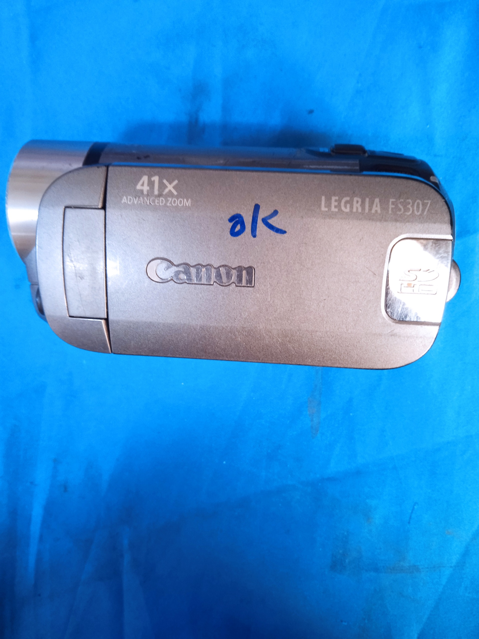 دوربین فیلمبرداری Canon LEGRIA FS307 SD183