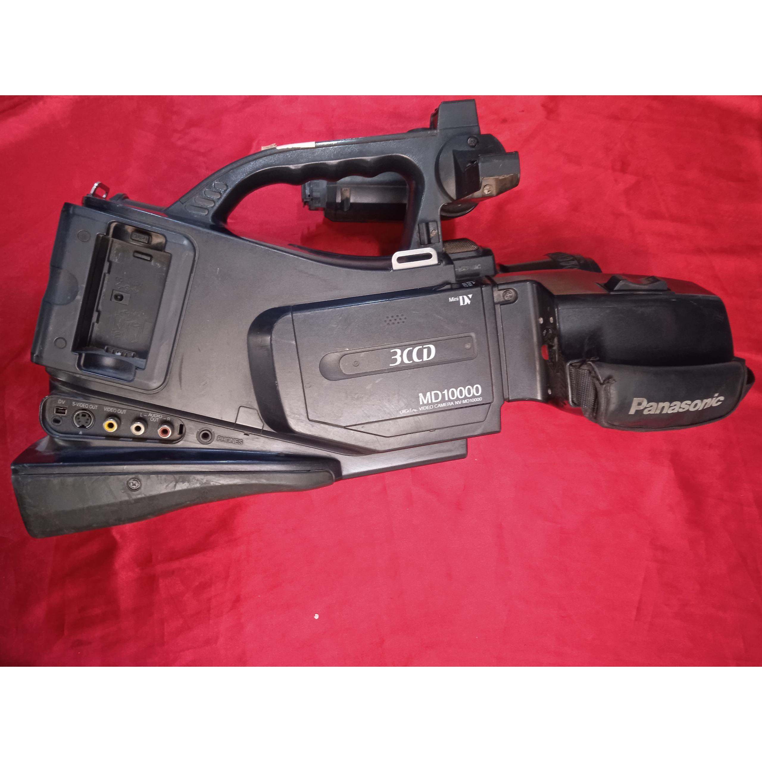 دوربین فیلمبرداری PANASONIC NV-MD10000 کدD58