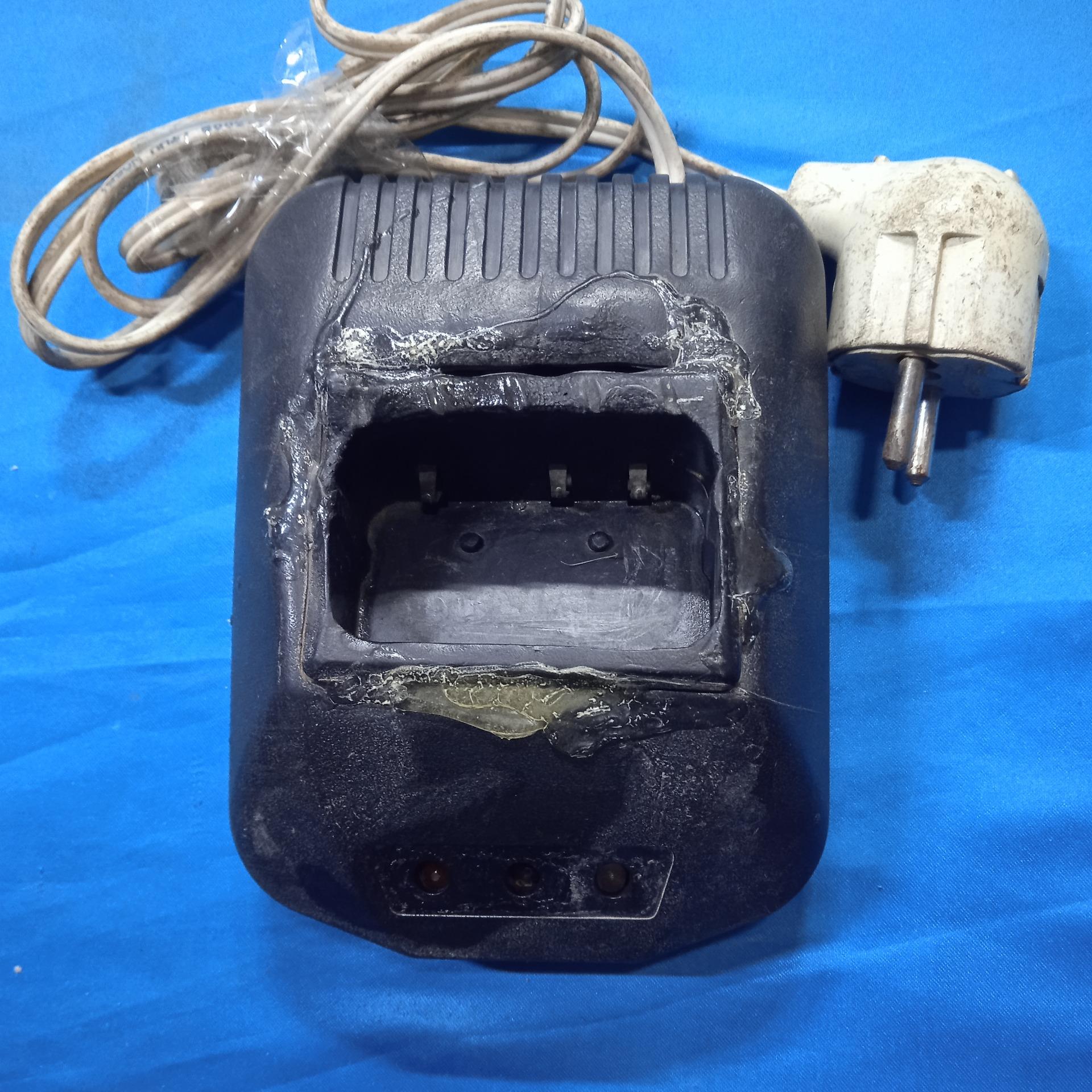 شارژر باتری بیسیم KENWOOD KSC-16 5926