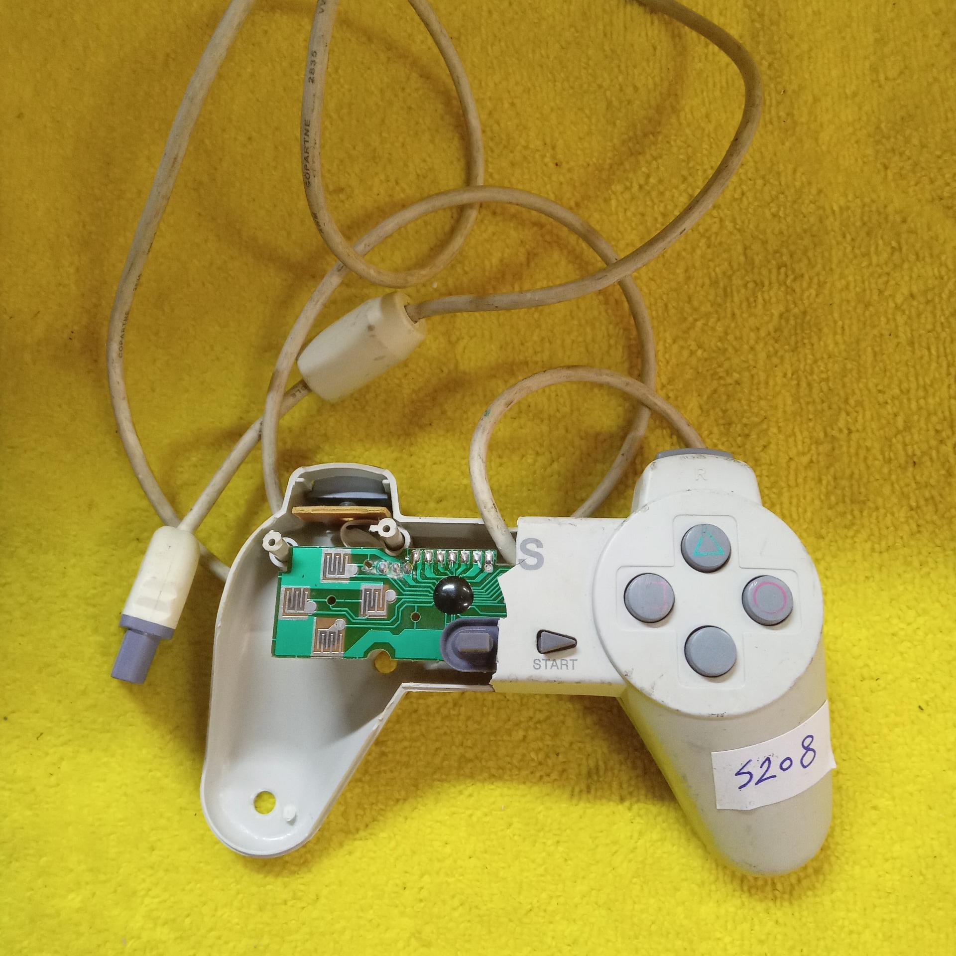 دسته پلی استیشن