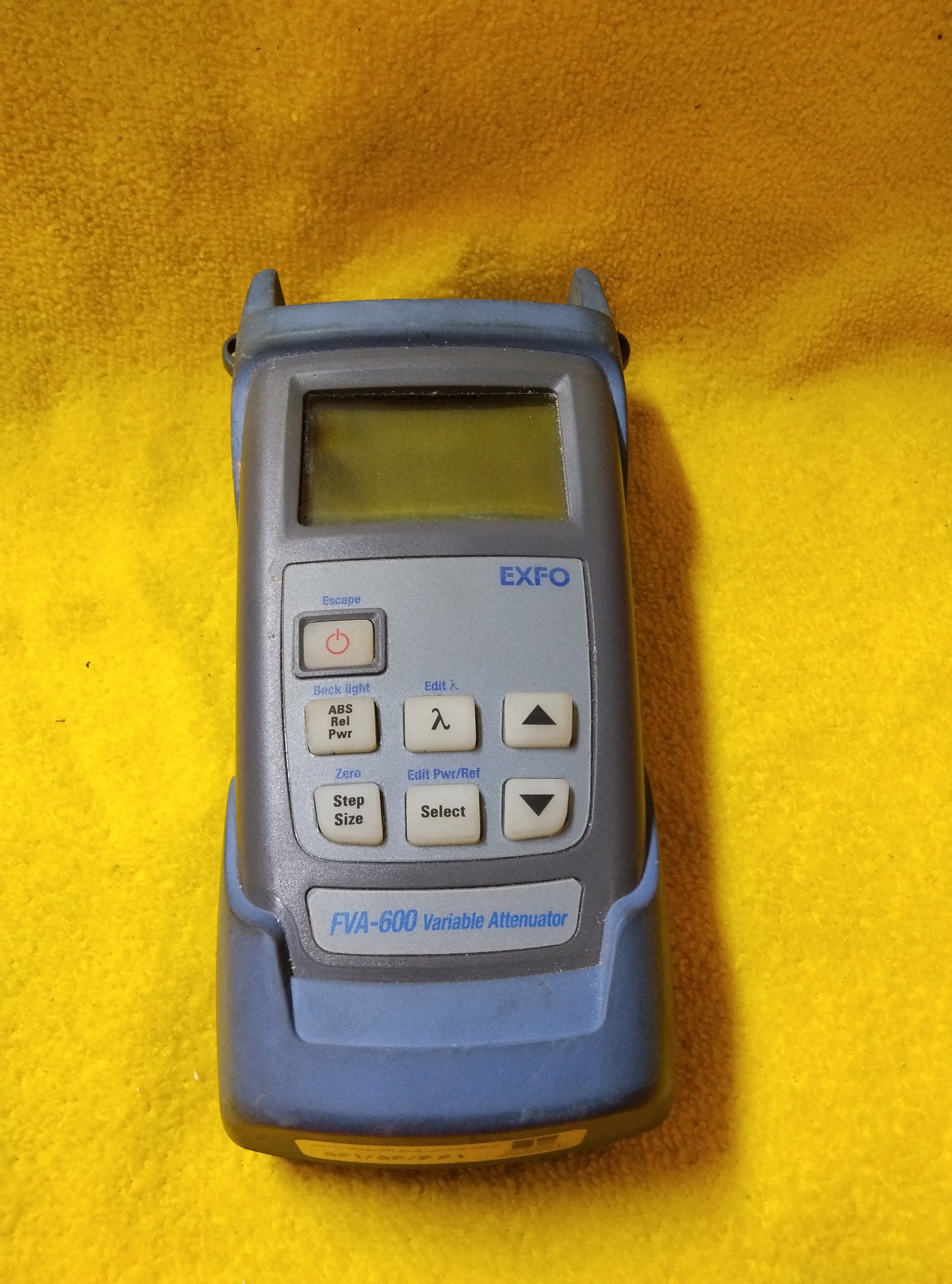 تضعیف کننده قابل تنظیم فیبر نوری   EXFO FVA-600