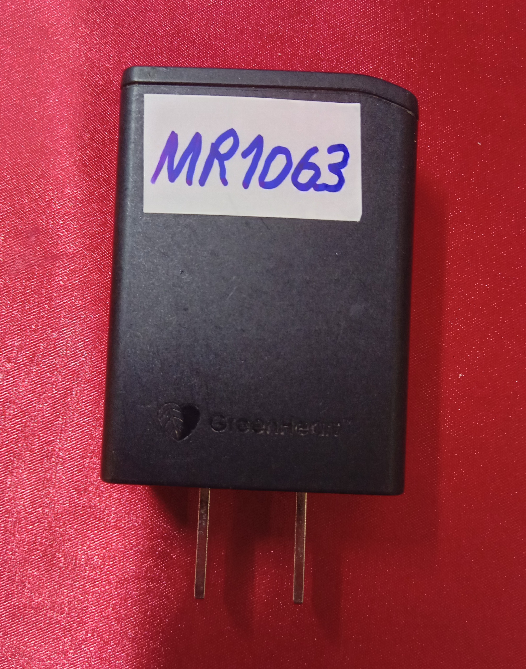 شارژر موبایل سونی AC-0030-CN کدMR1063