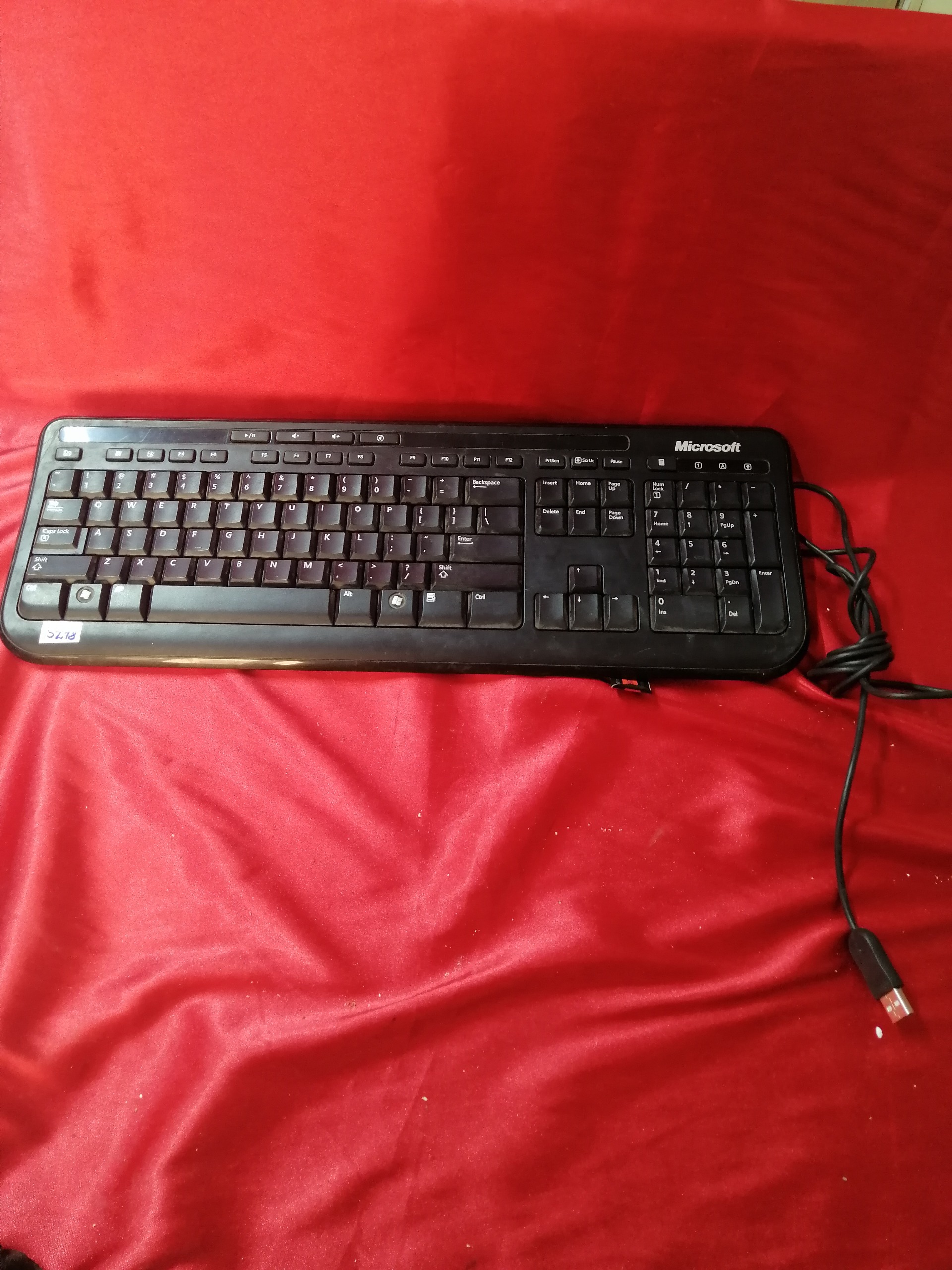 کیبورد کامپیوتر Microsoft 1366 SZ18