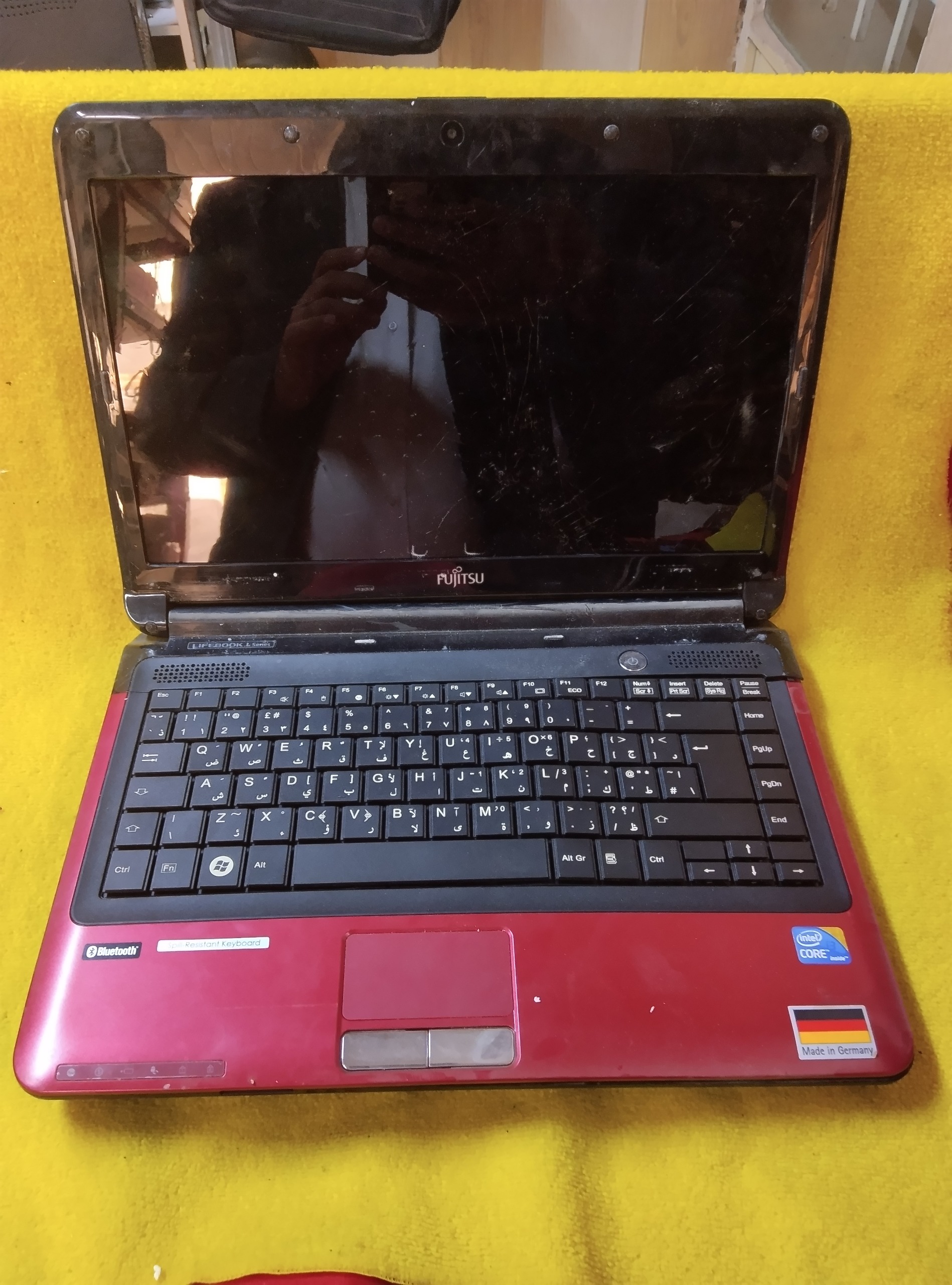 لپ تاپ فوجیتسو fujitsu  LH530 معیوب