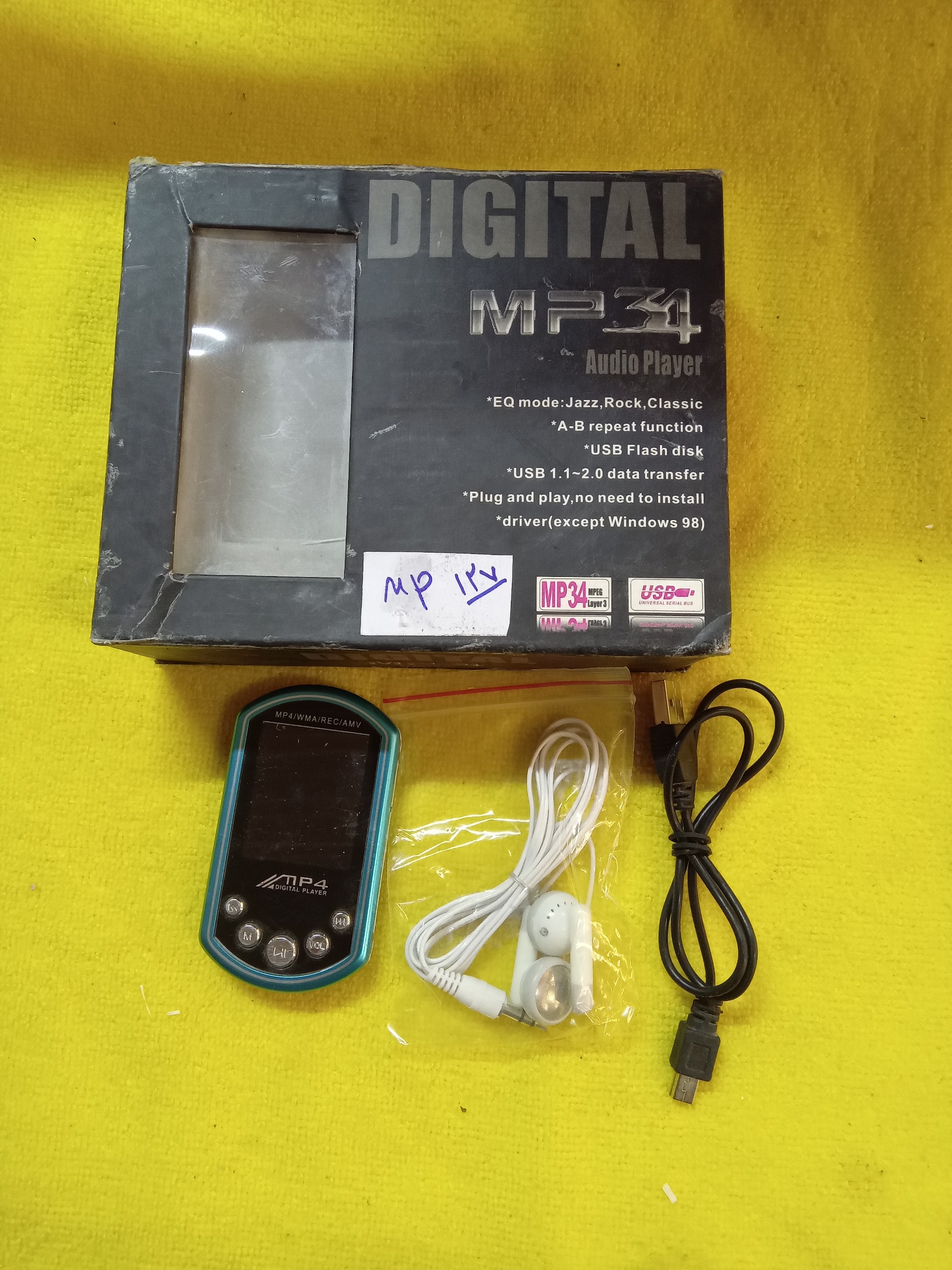 Mp4 Mp player  Mp127  1GB
