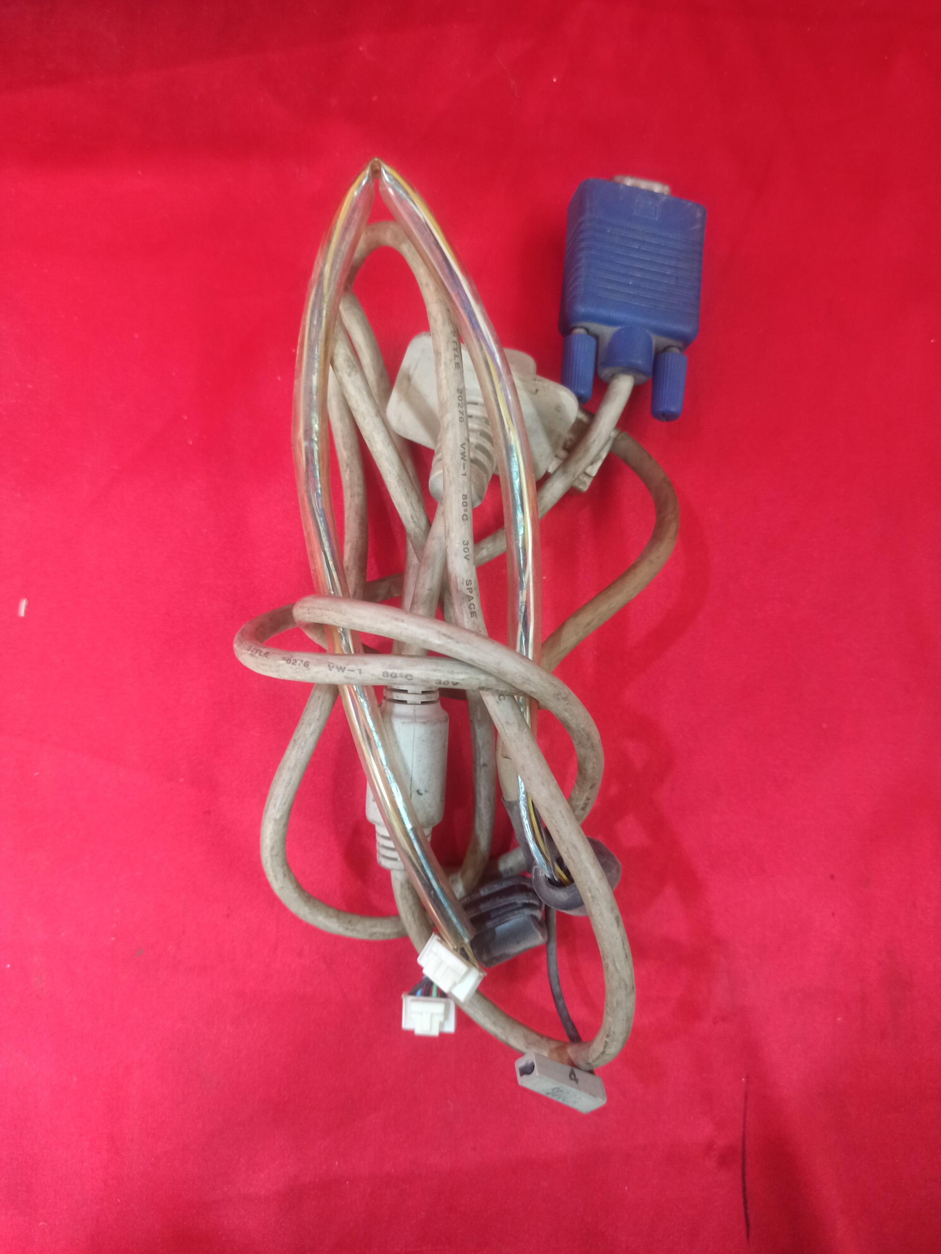 کابل تعمیراتی کامپیوتر