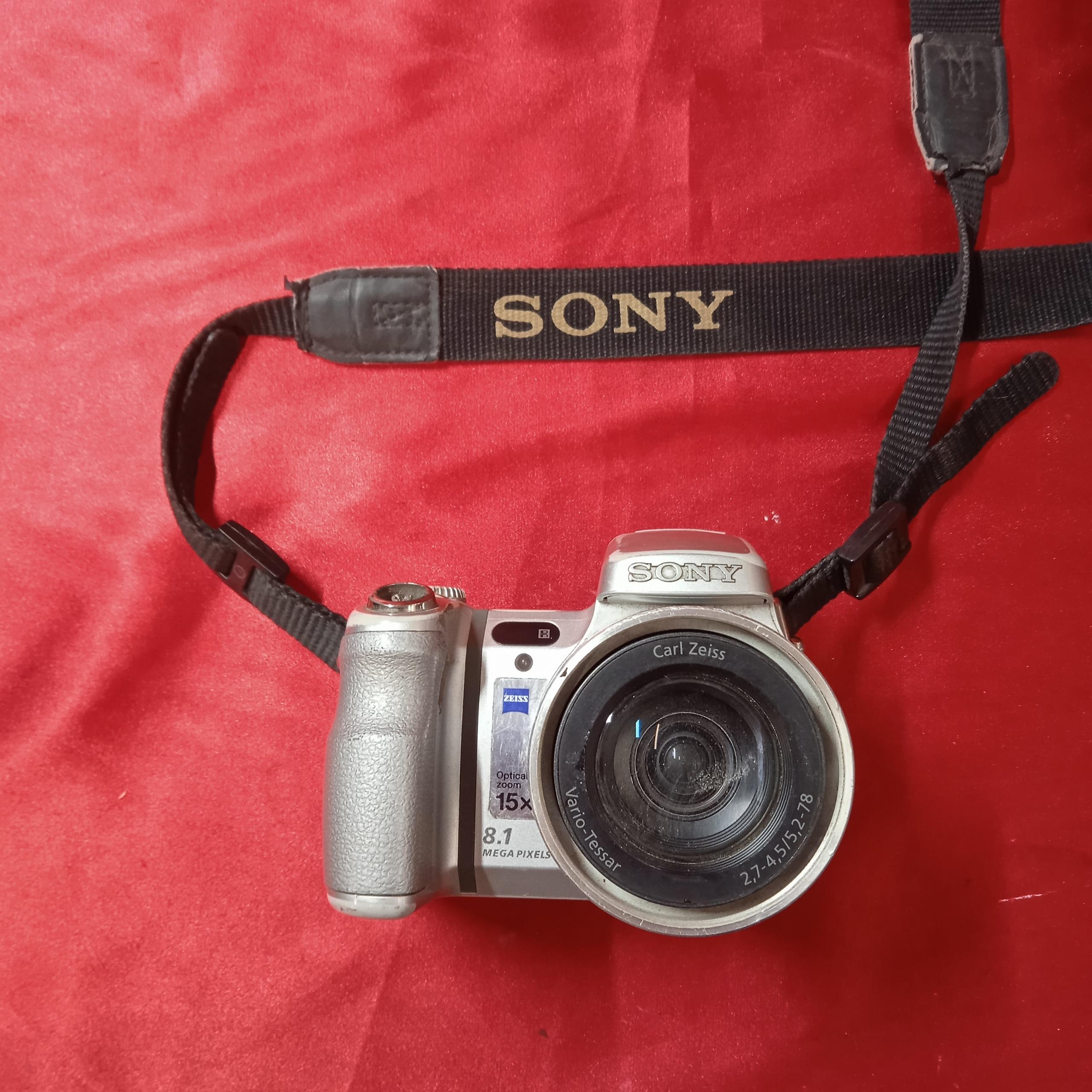 دوربین عکاسی SONY DSC-H9 کدSD50
