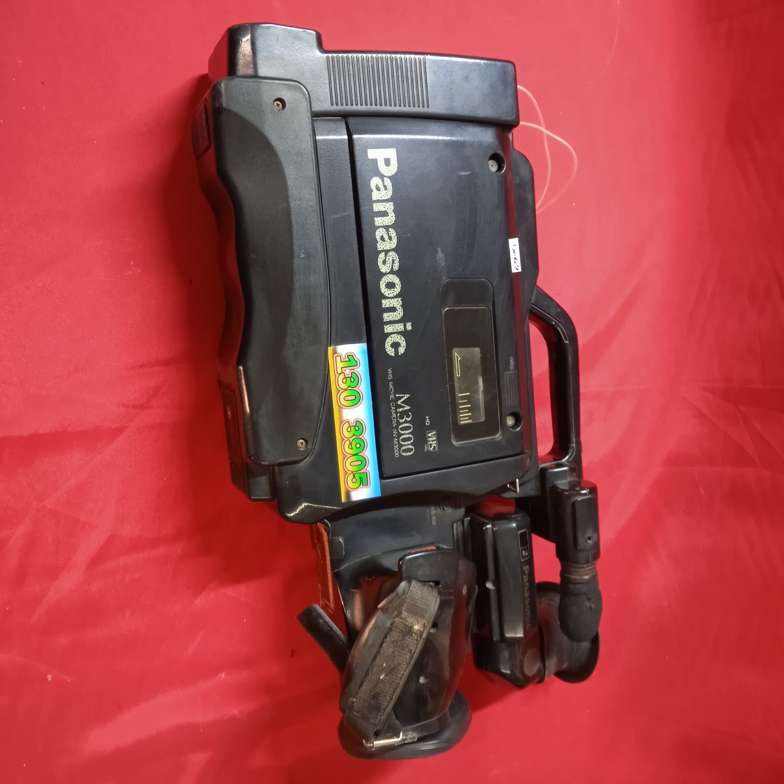 دوربین فیلمبرداری مدل  panasonic M3000 TM69