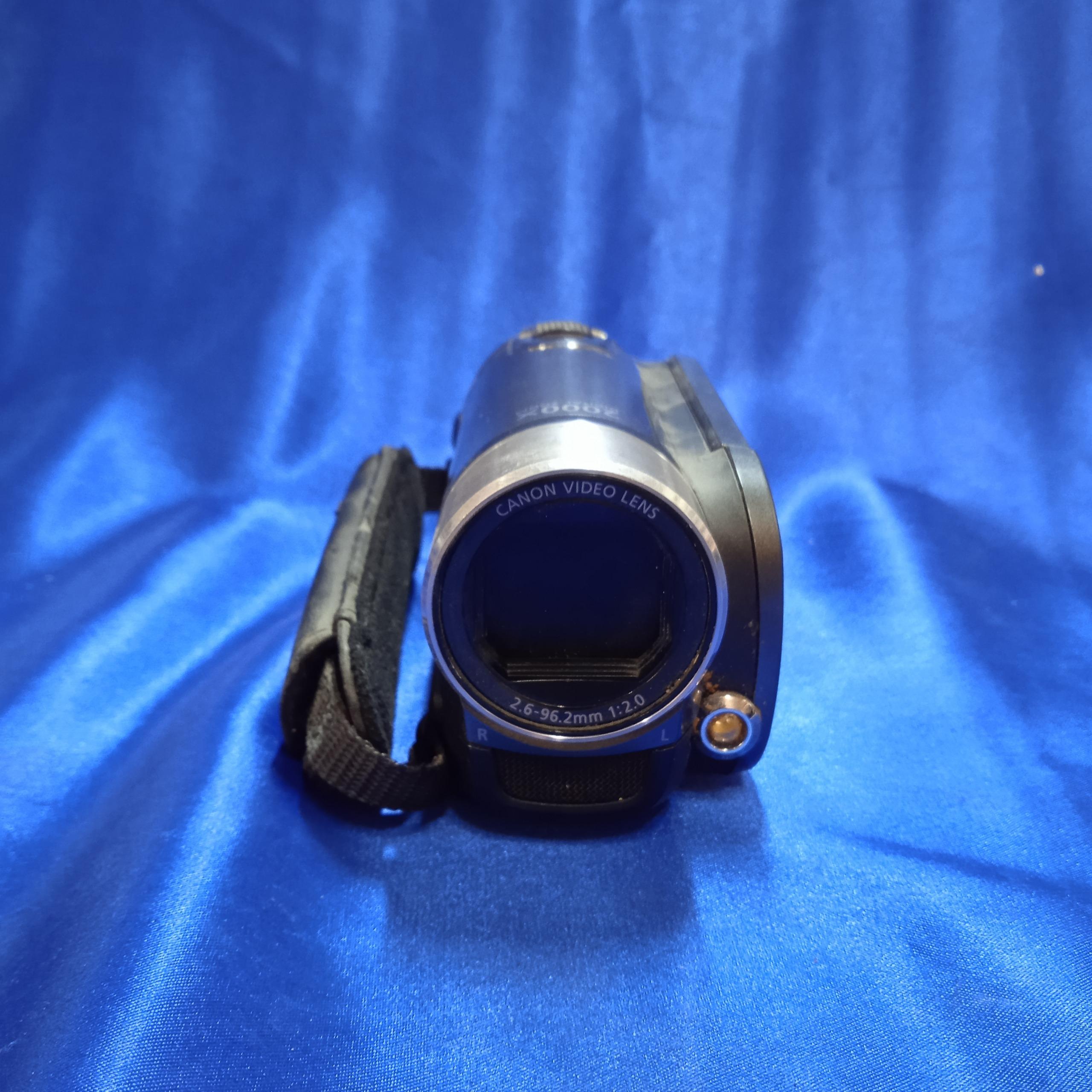 دوربین فیلمبرداری canon LEGRIA FS200 کد DM267