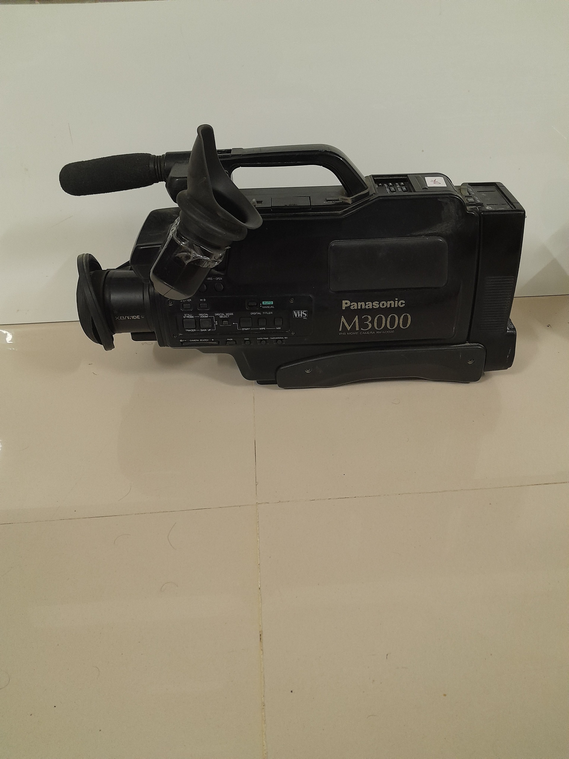 دوربین فیلمبرداری Panasonic NV-M3000EM