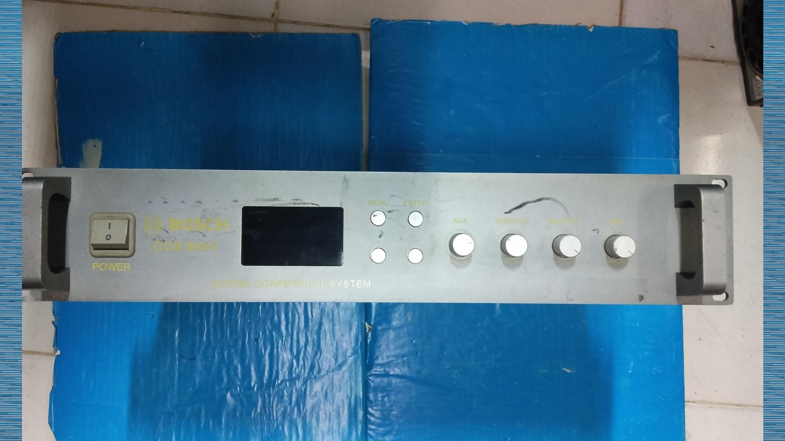 سیستم کنفرانس  CCS-CUD-CN Bosch ccs 900v  فنلاند