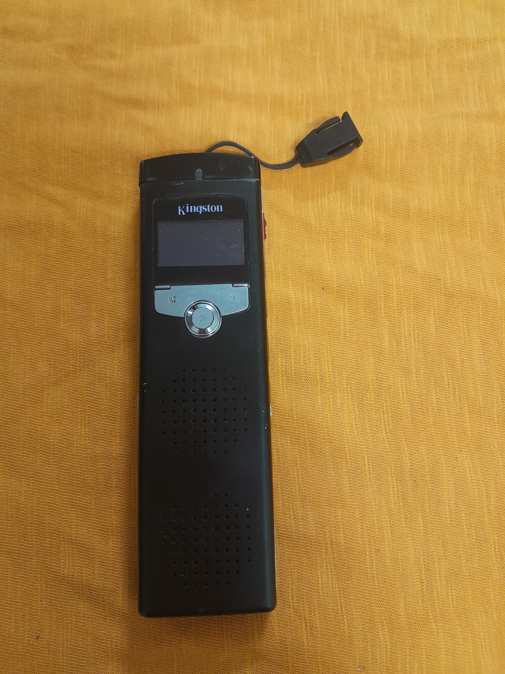 ضبط خبرنگاری MP3 RADIO Kingston DVR-902i 8GB کد3
