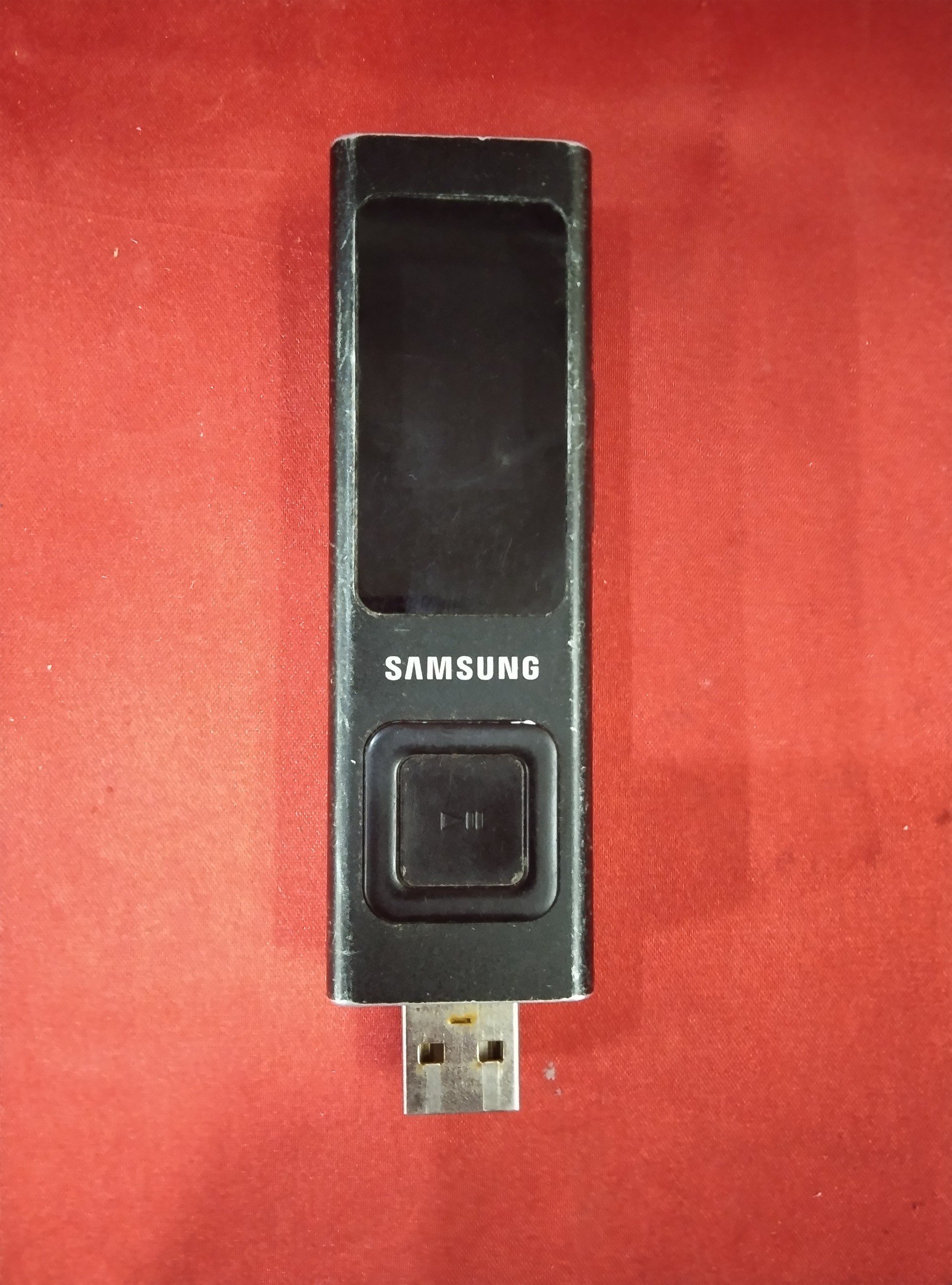 Mp3 recorder fm radio Samsung yp-u6