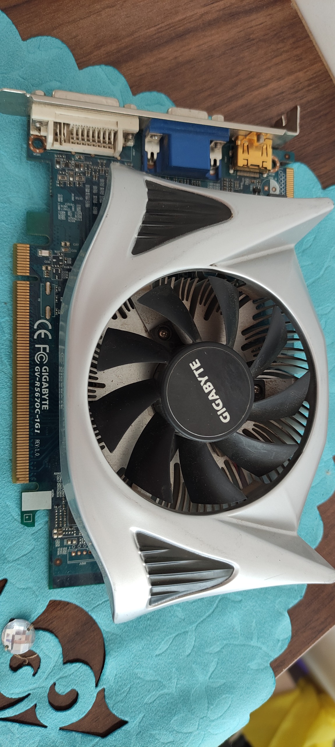 کارت گرافیک Hd Gv-R 5670