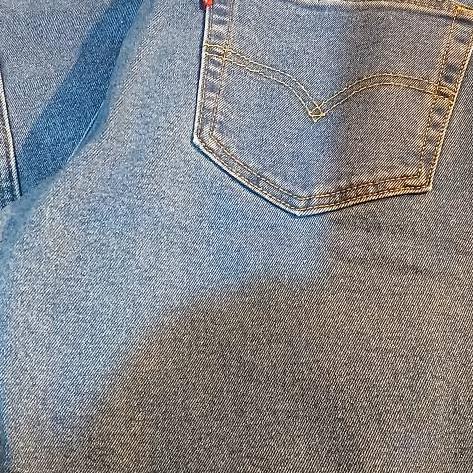 American Levis Size 33