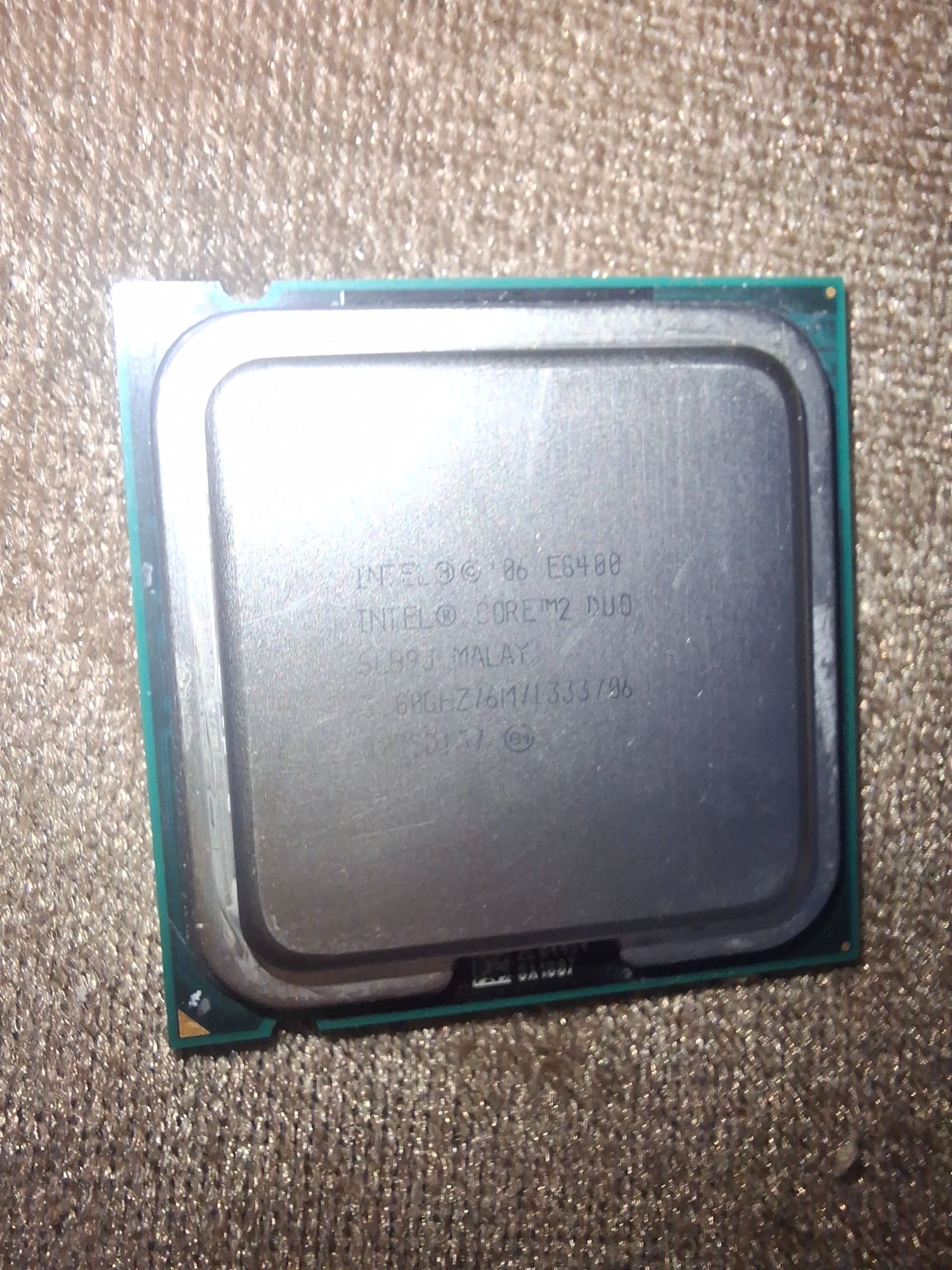 Intel Core 2 Duo E8400