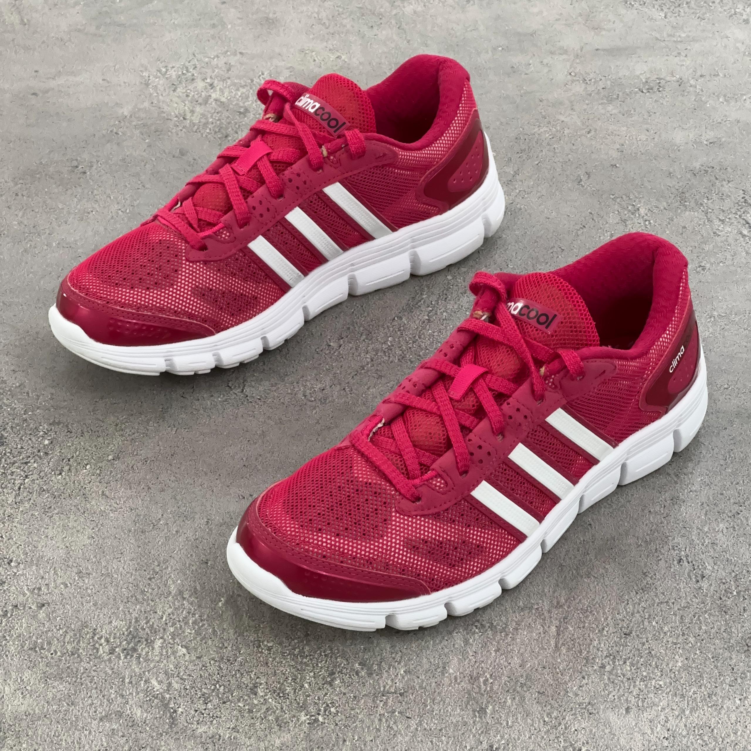 کفش اصل Adidas سایز 38 | اورجینال | ساخت اندونزی