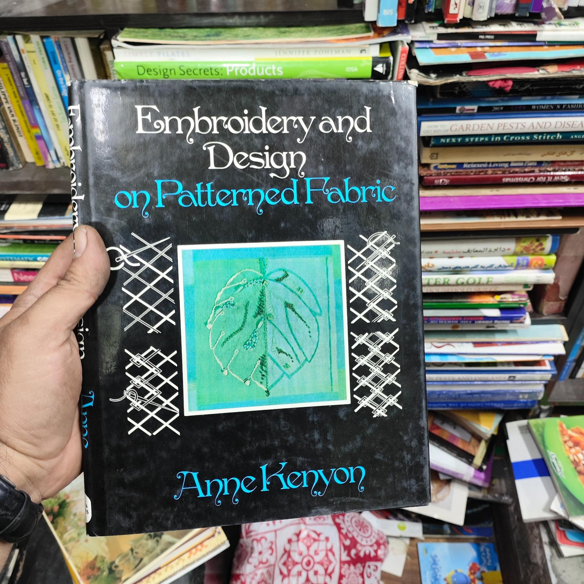 کتاب انگلیسی کلکسیونی کار هنری