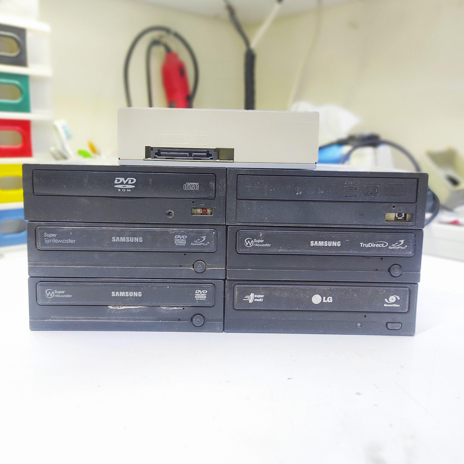 تعدادی DVD رایتر SATA | اوراقی و بازیافتی