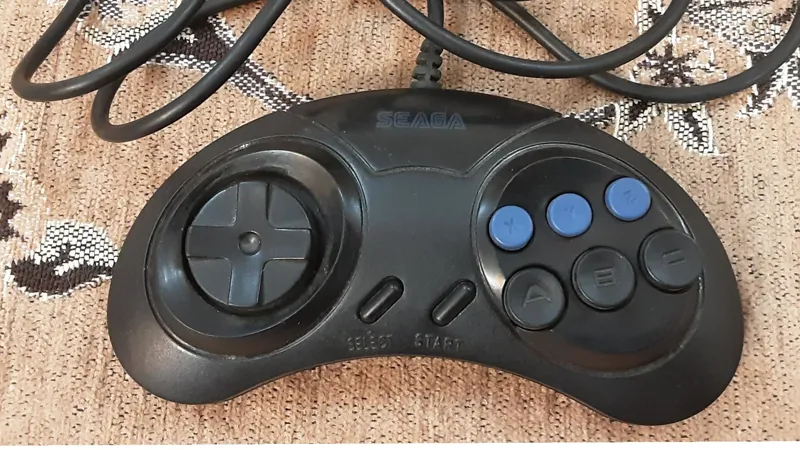   دسته سگا sega