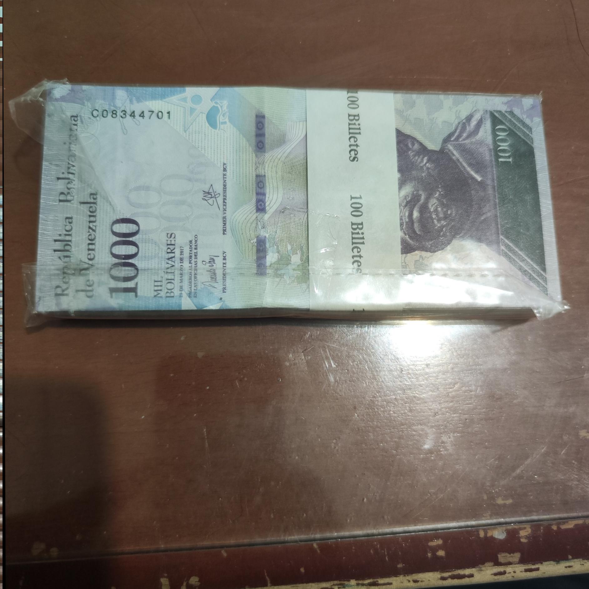 بسته 1000 ونزوئلا