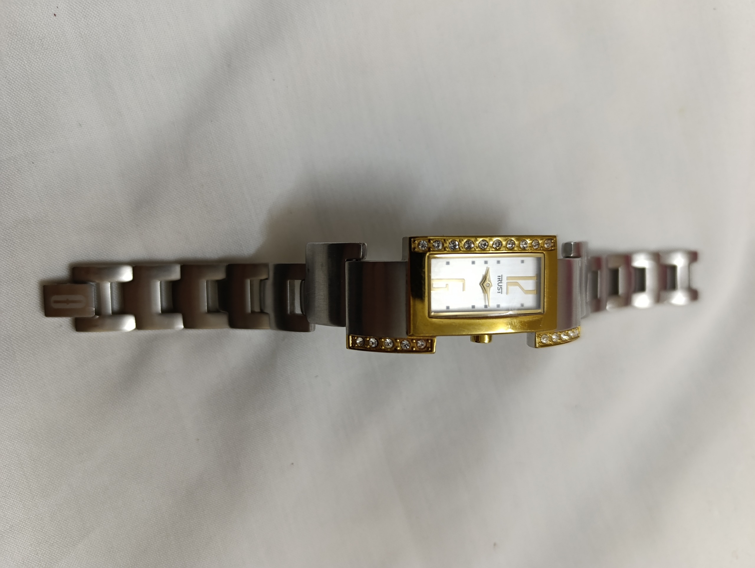 ساعت زنانه trust